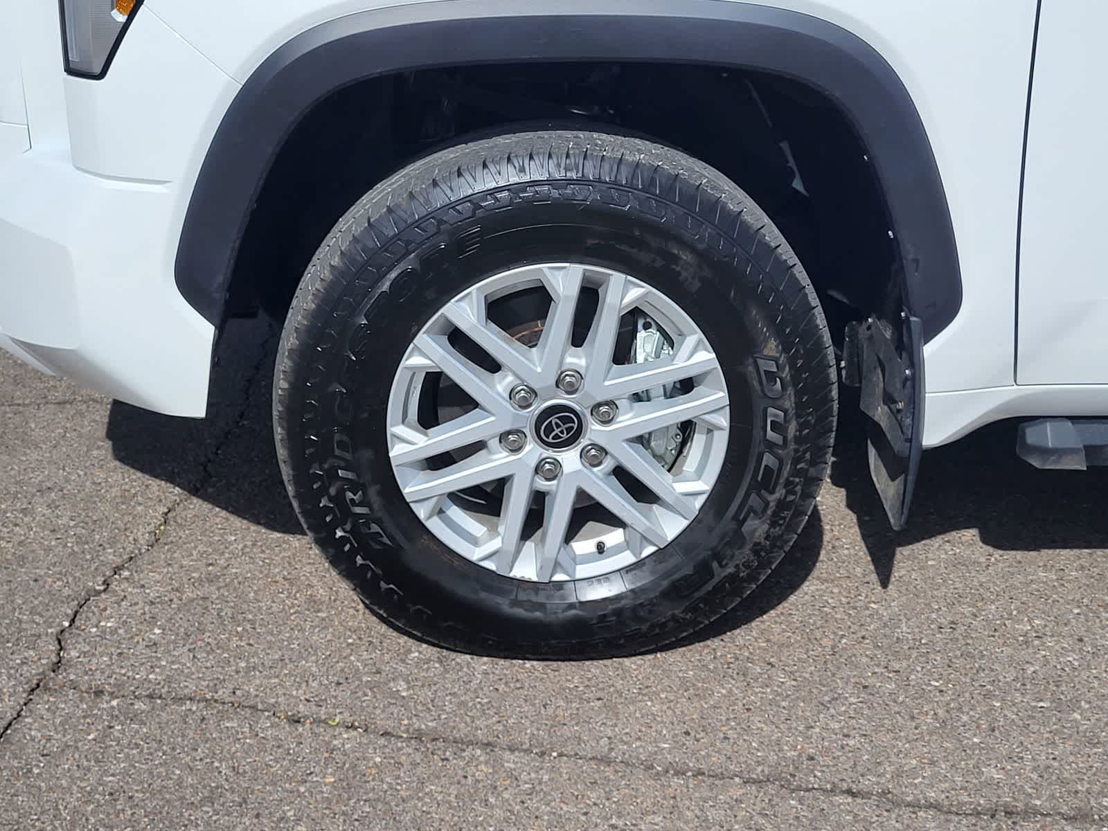 Thumbnail: 2024 Toyota Tundra - 9