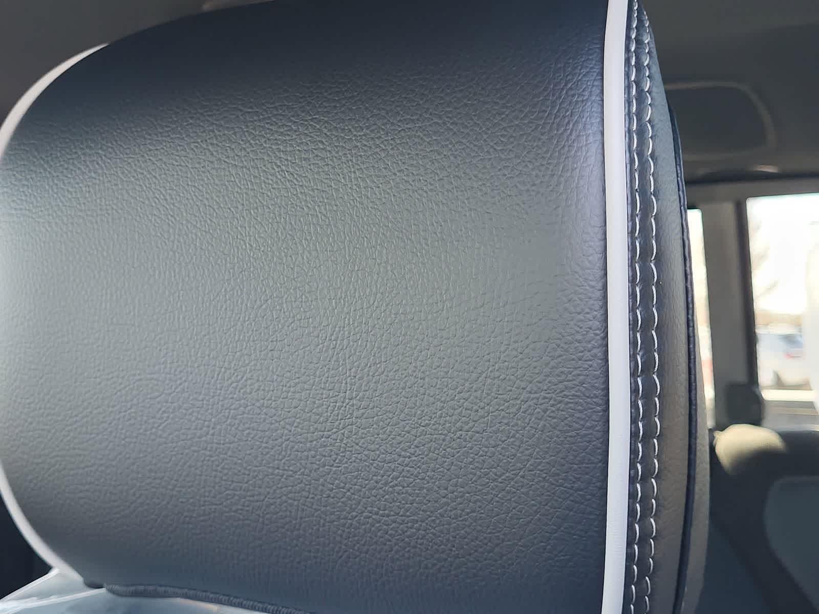 Thumbnail: 2026 RAM 1500 - 11