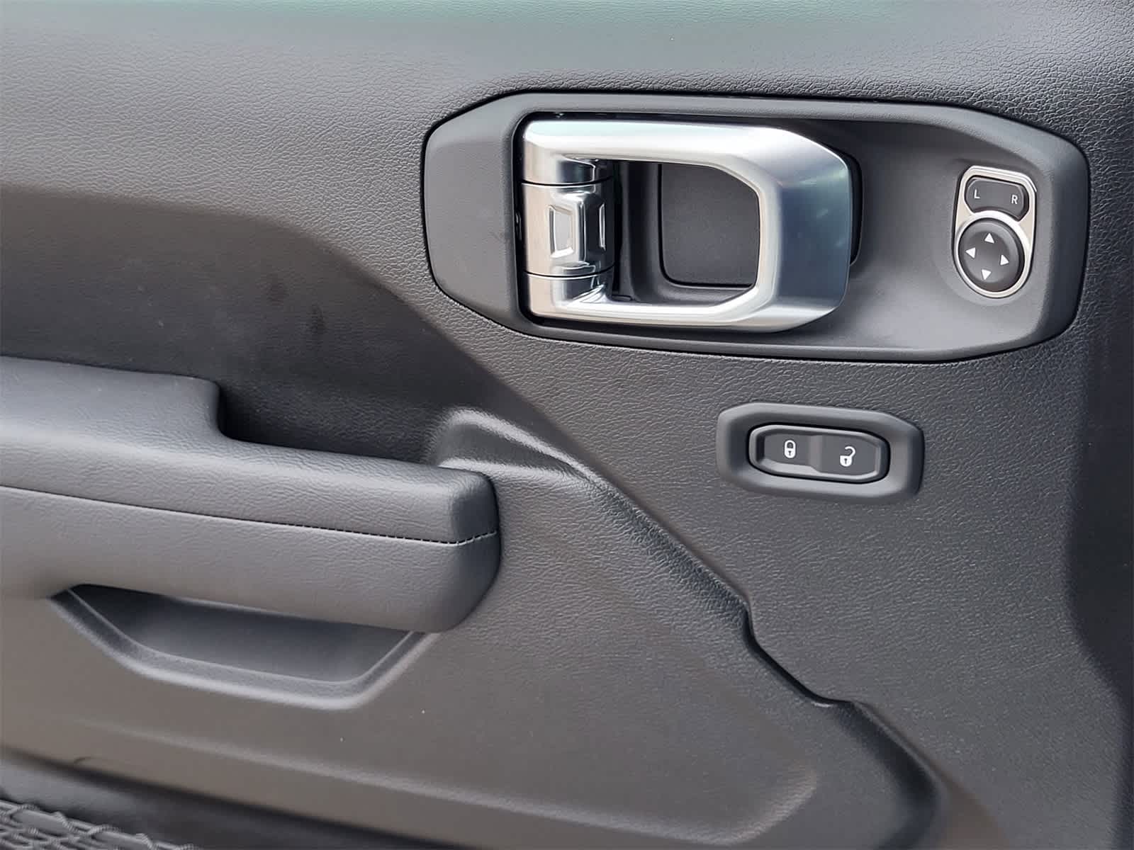 Thumbnail: 2026 Jeep Wrangler - 10