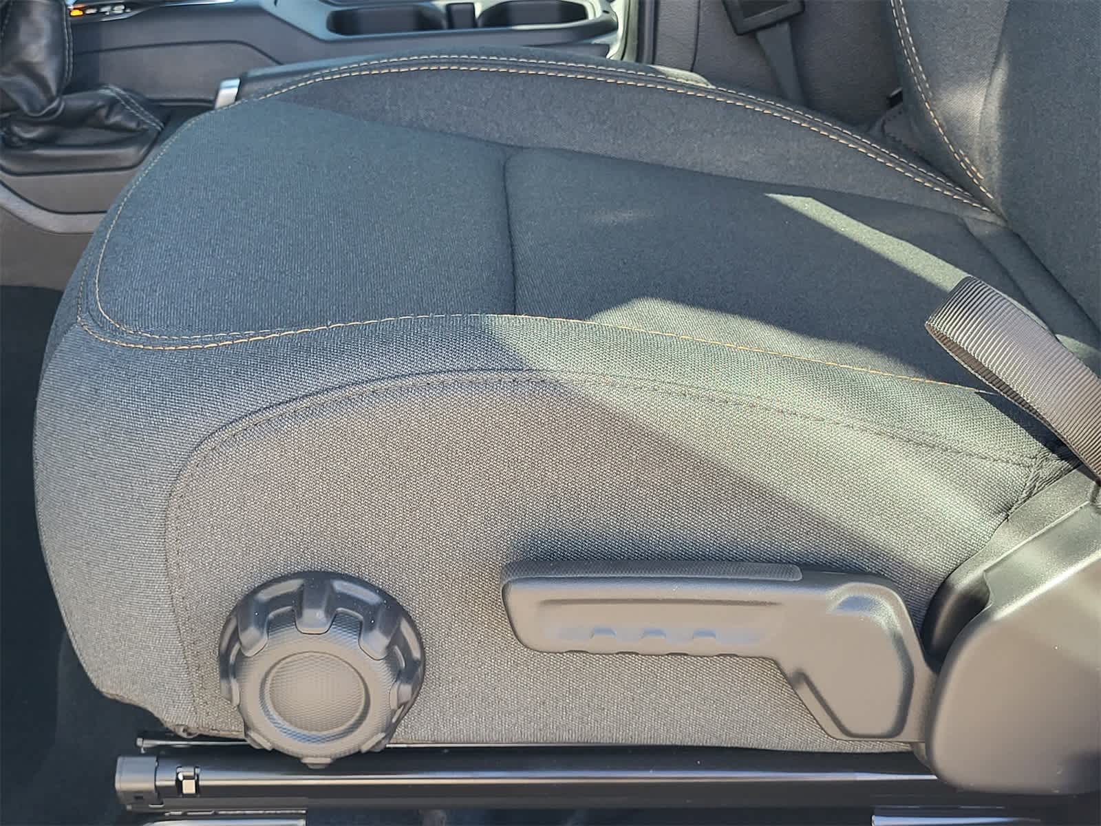 Thumbnail: 2026 Jeep Wrangler - 16