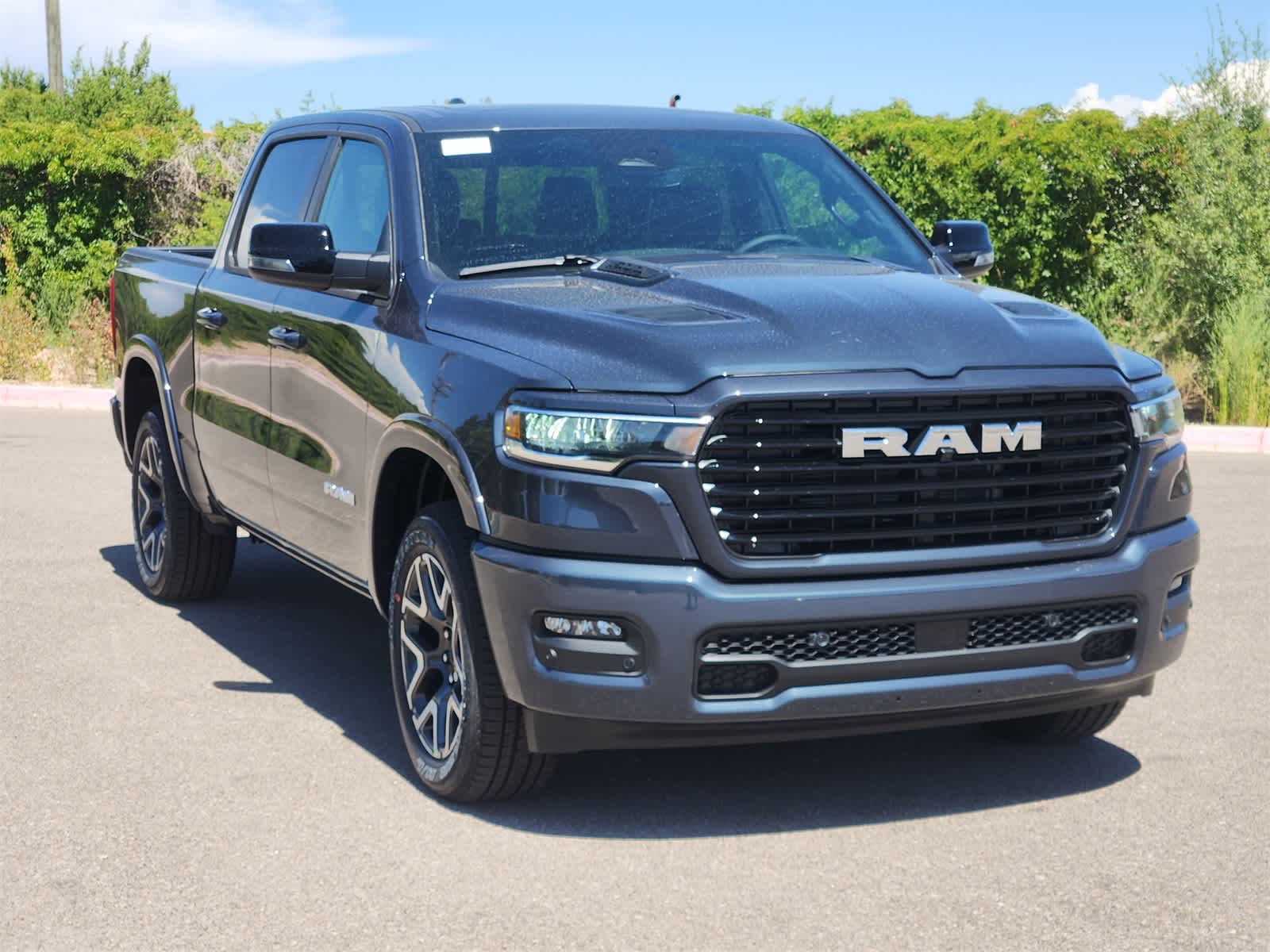 Thumbnail: 2026 RAM 1500 - 3
