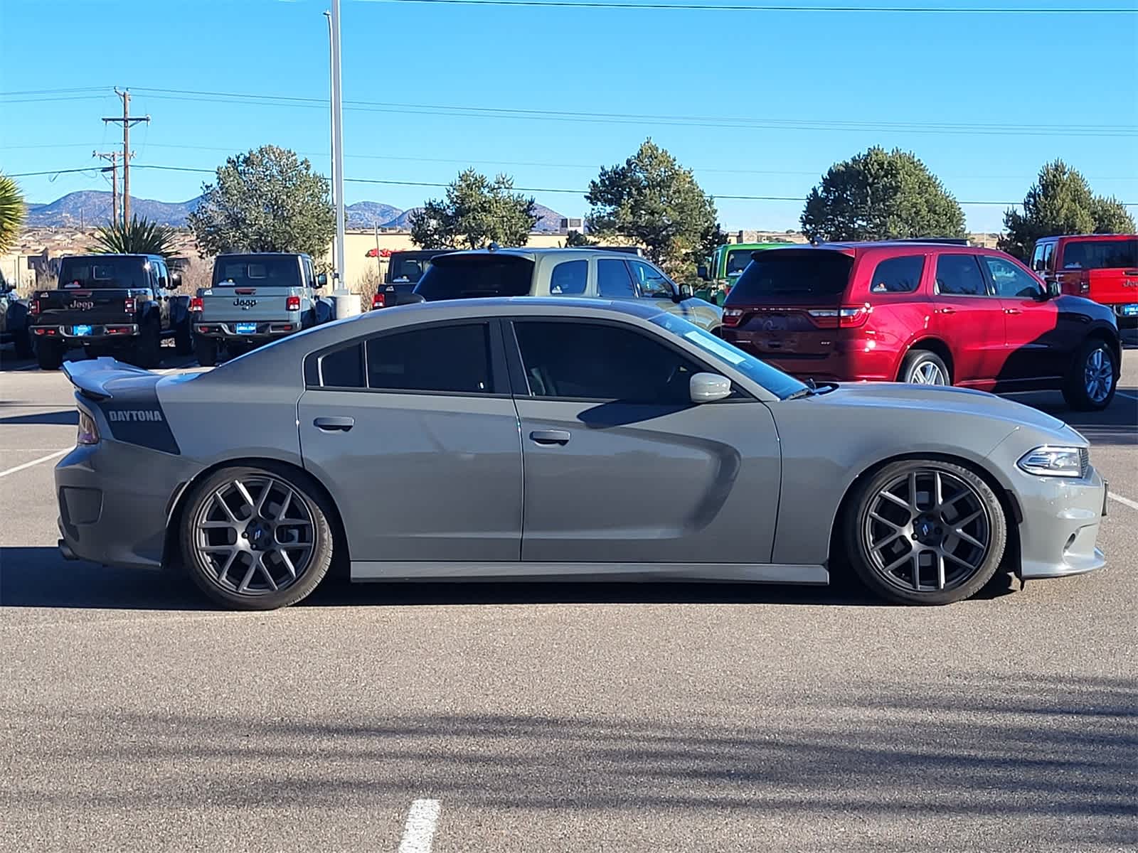 Thumbnail: 2017 Dodge Charger - 4