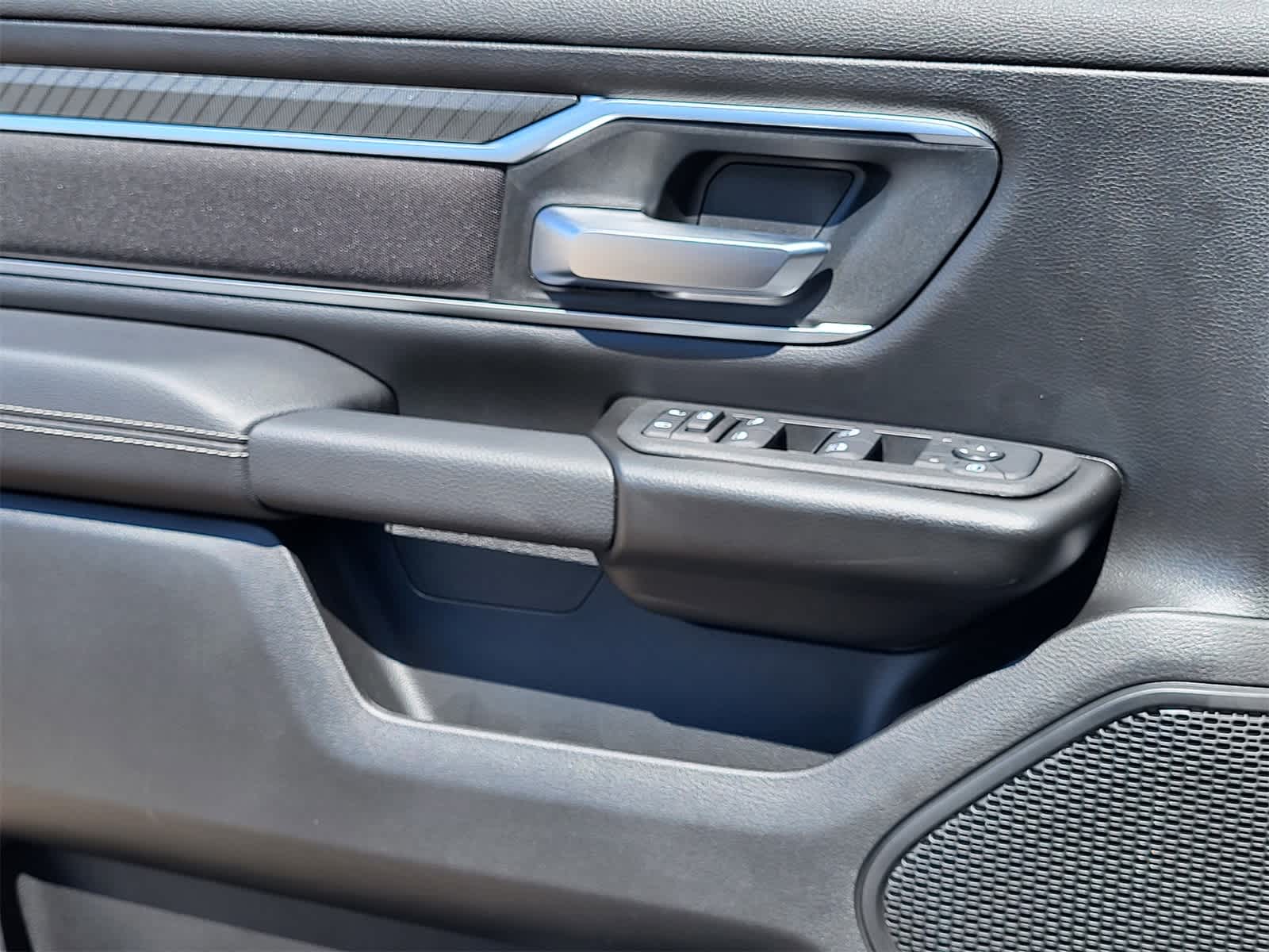 Thumbnail: 2026 RAM 1500 - 16