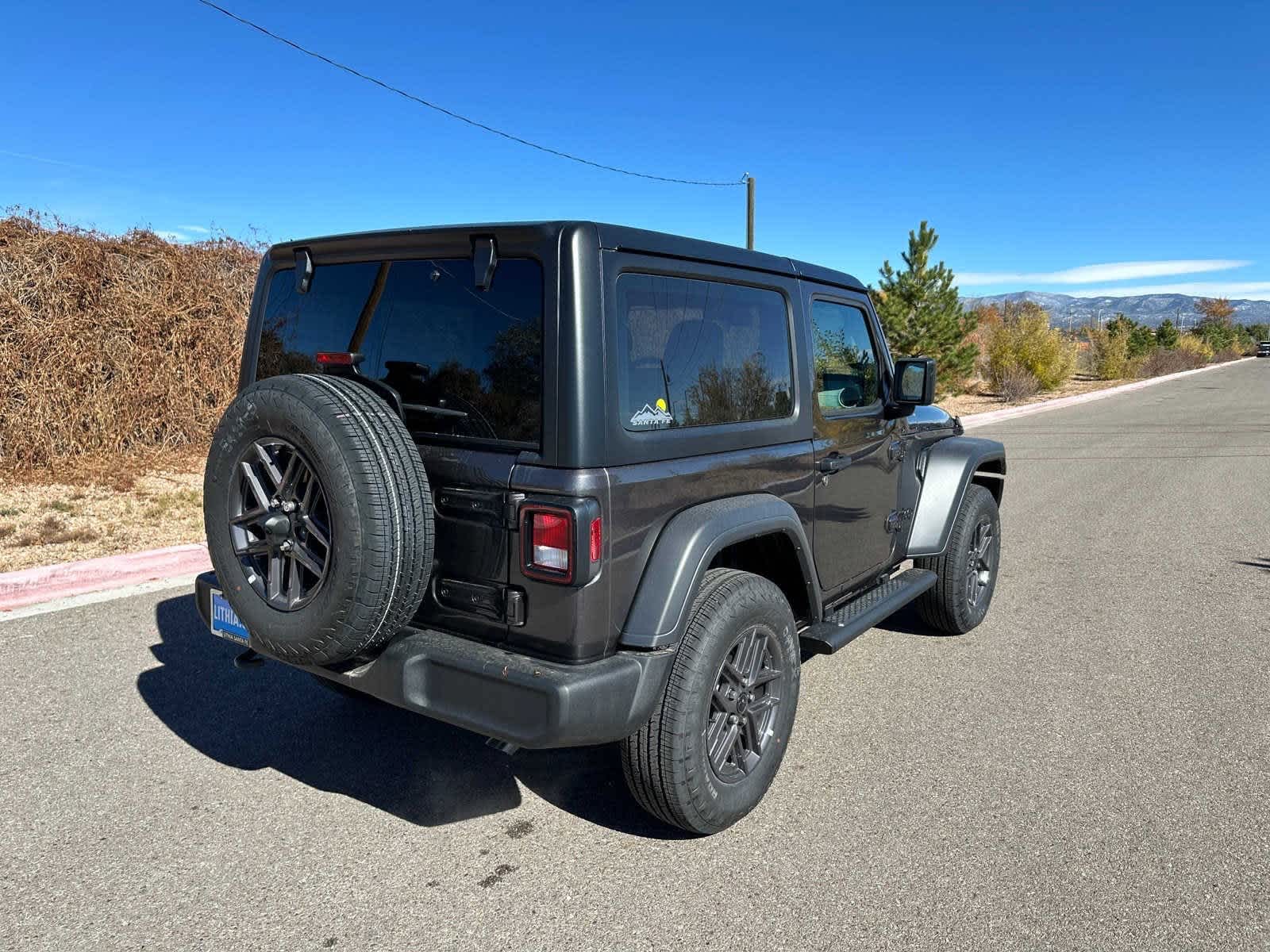 Thumbnail: 2024 Jeep Wrangler - 39
