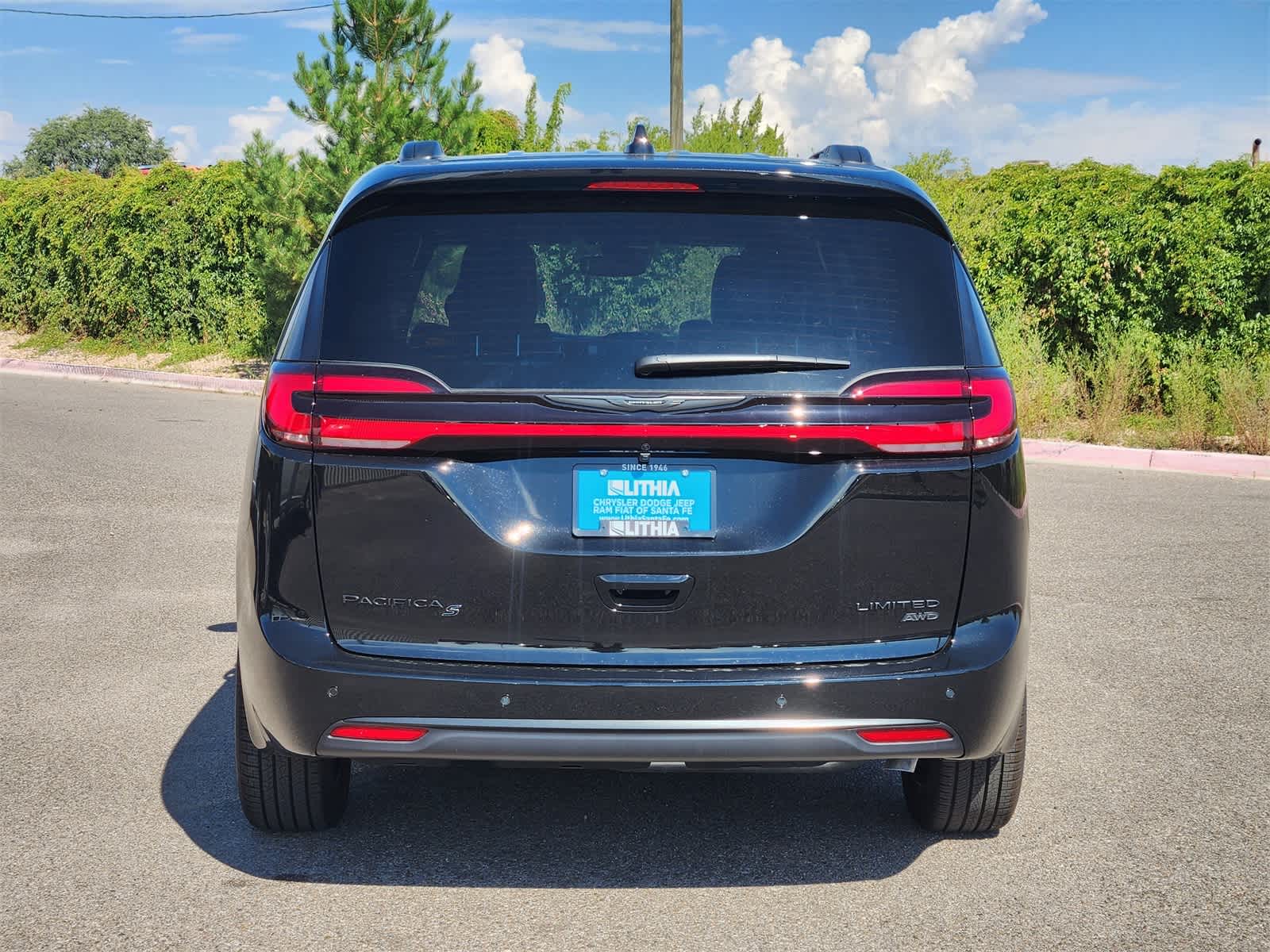 Thumbnail: 2026 Chrysler Pacifica - 30