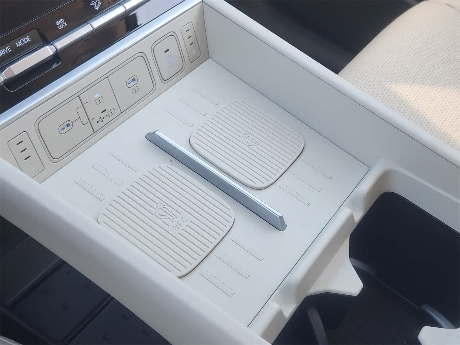Thumbnail: 2025 Hyundai Santa Fe - 17