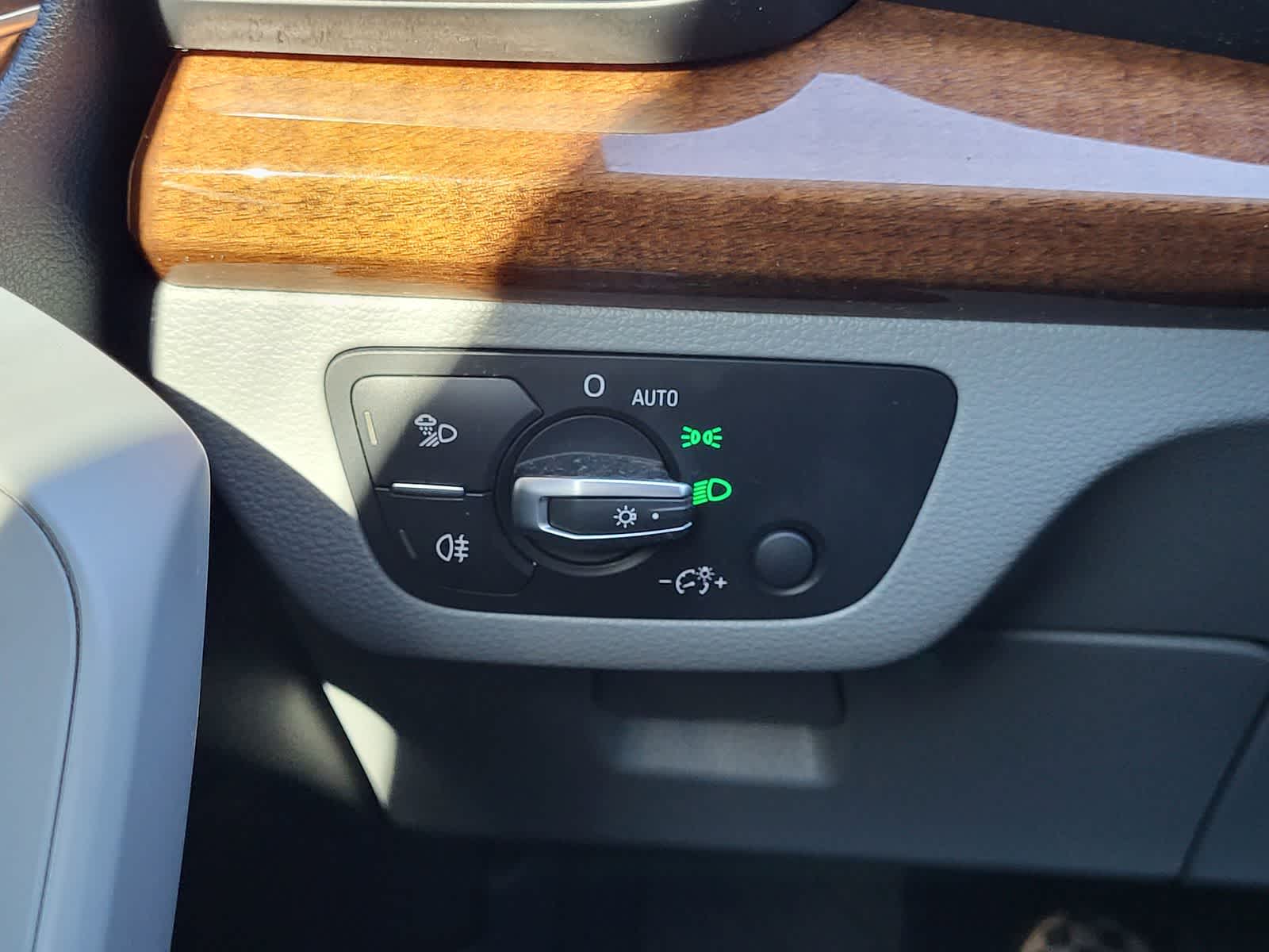 Thumbnail: 2022 Audi Q5 - 17