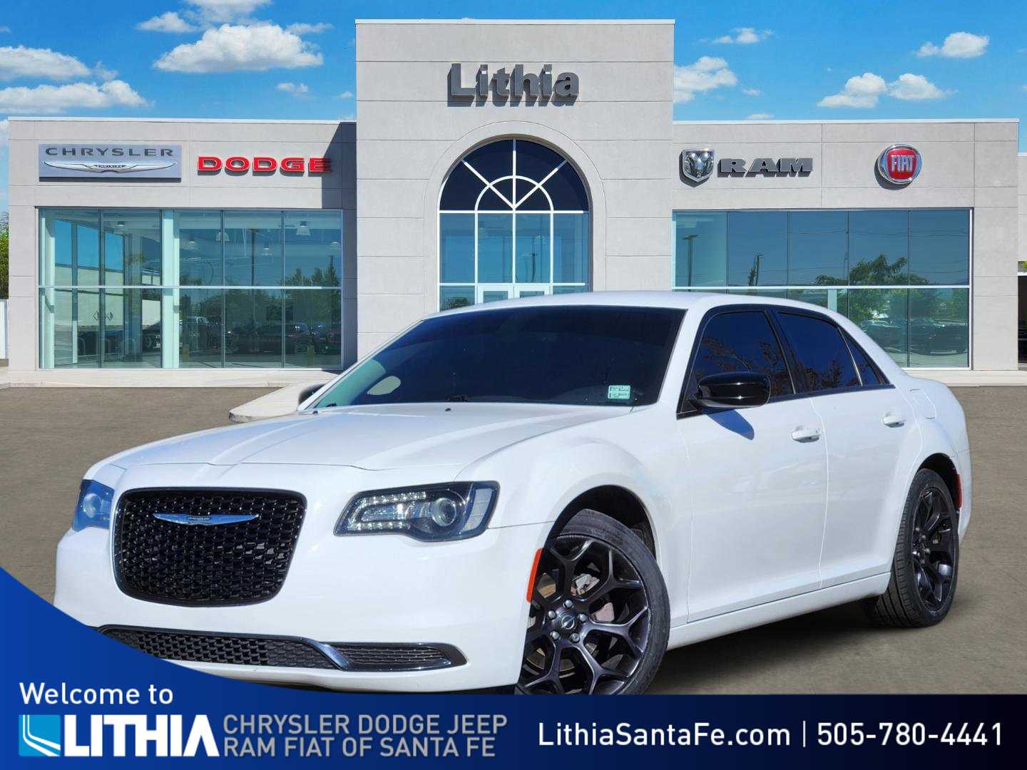 Thumbnail: 2019 Chrysler 300 - 1