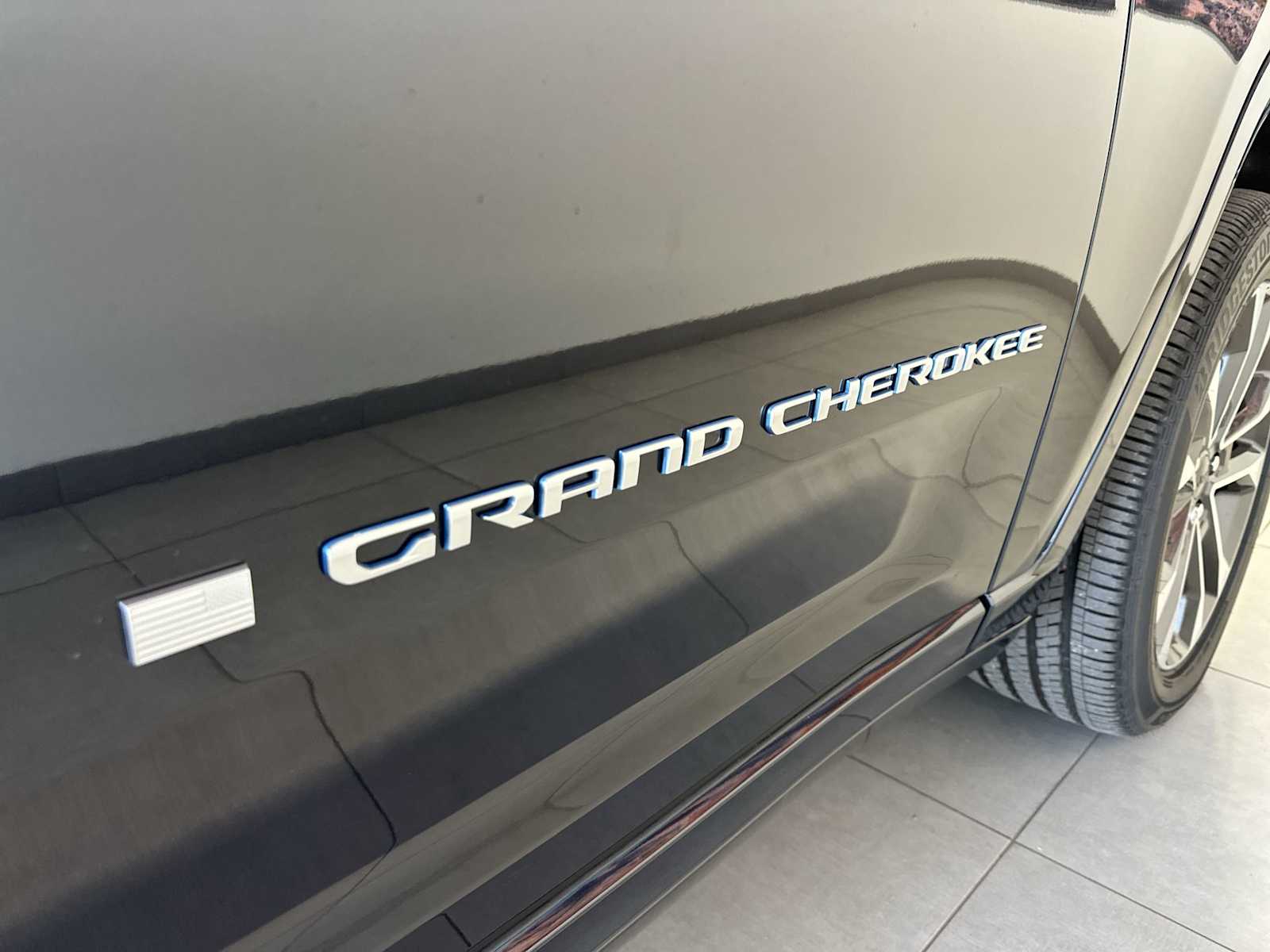 2024 Jeep Grand Cherokee Overland 4xe 16