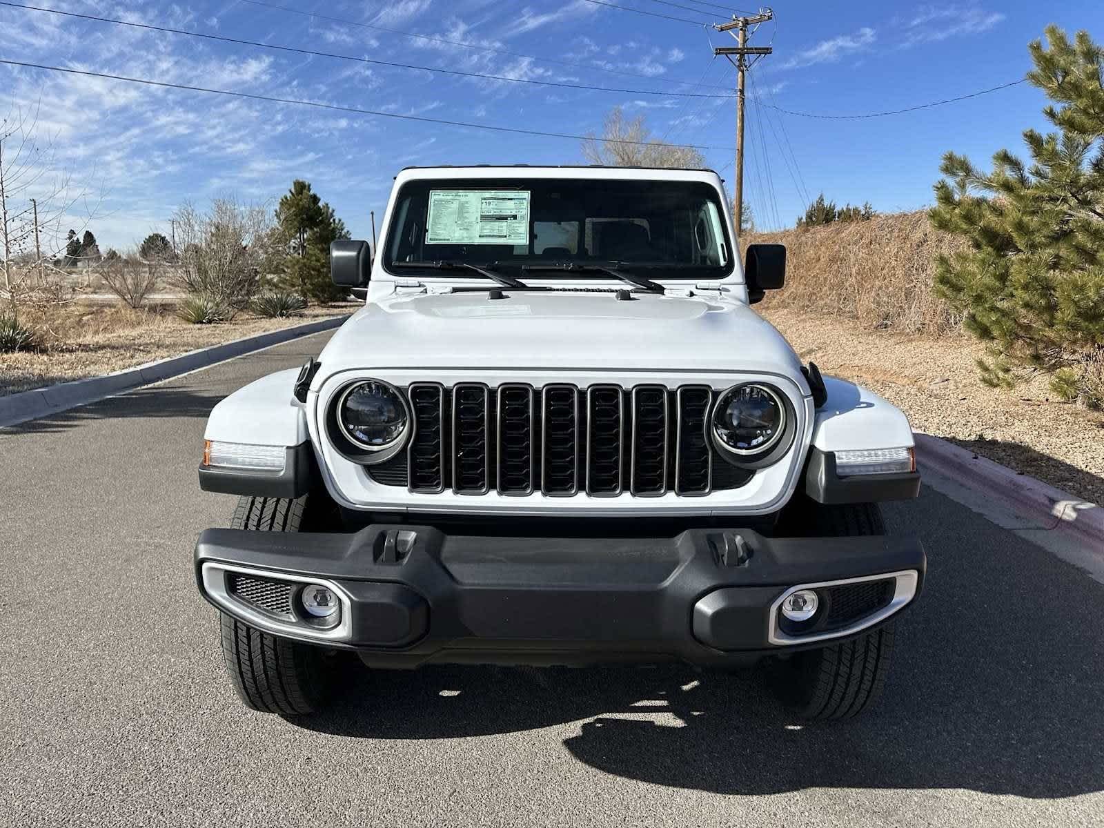 Thumbnail: 2025 Jeep Gladiator - 16
