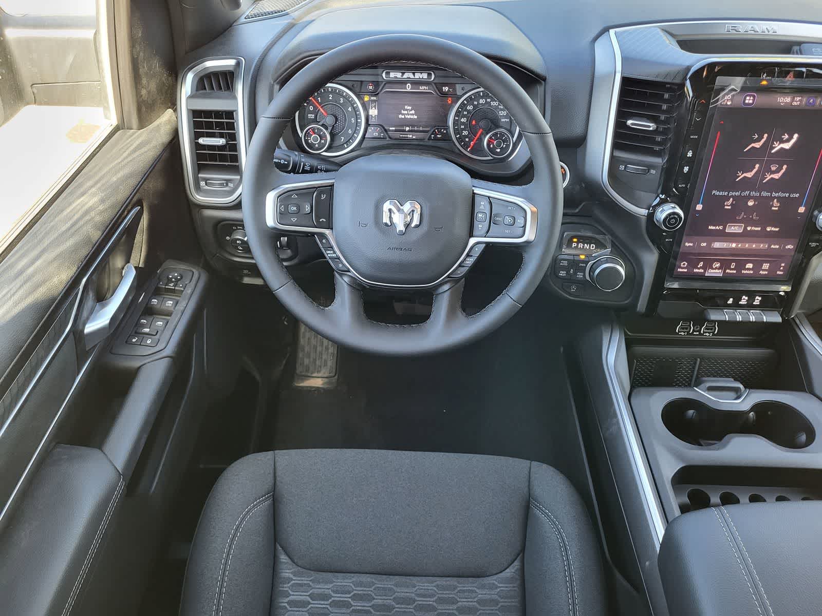 Thumbnail: 2026 RAM 1500 - 19