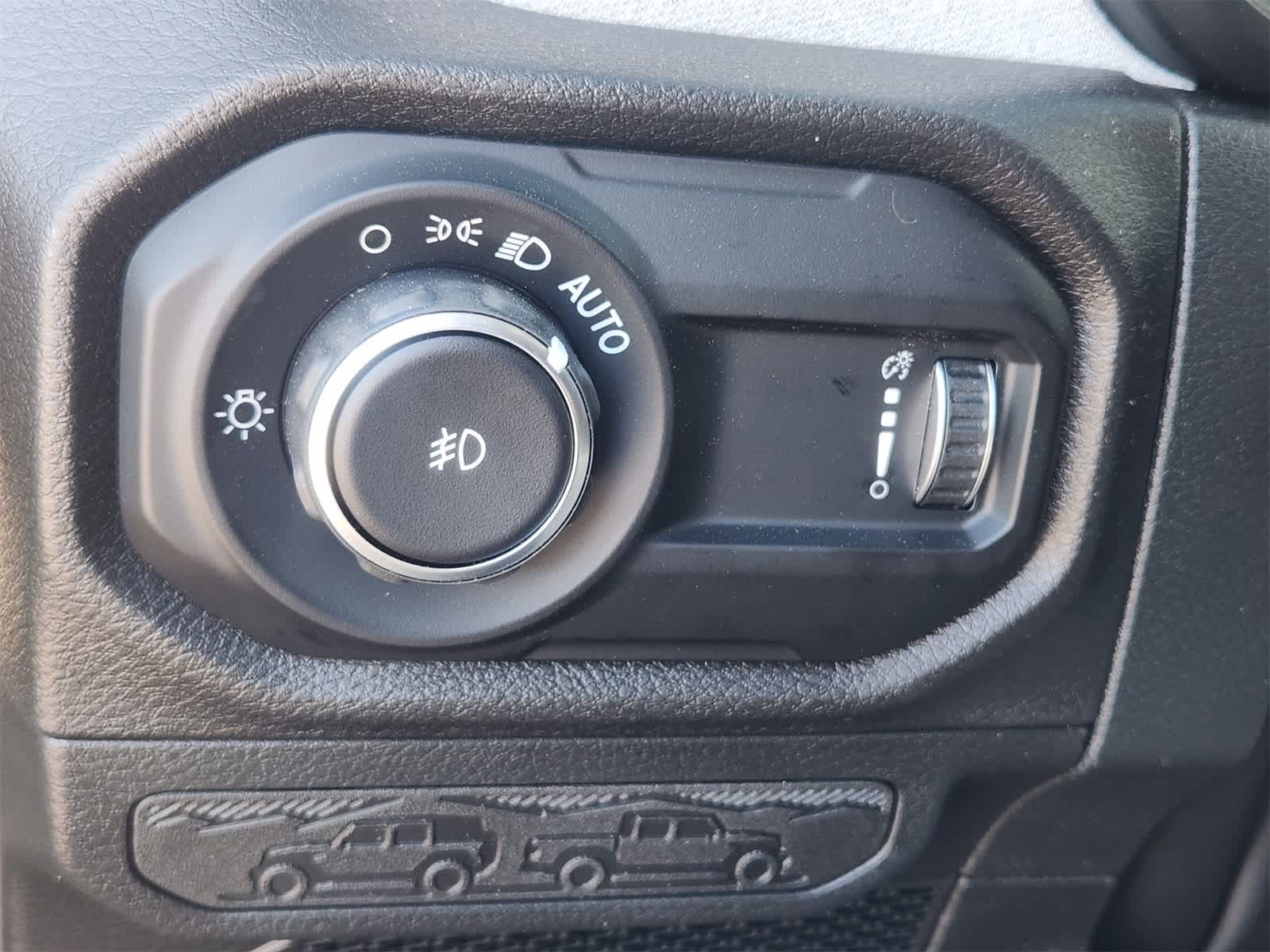 Thumbnail: 2025 Jeep Wrangler - 18