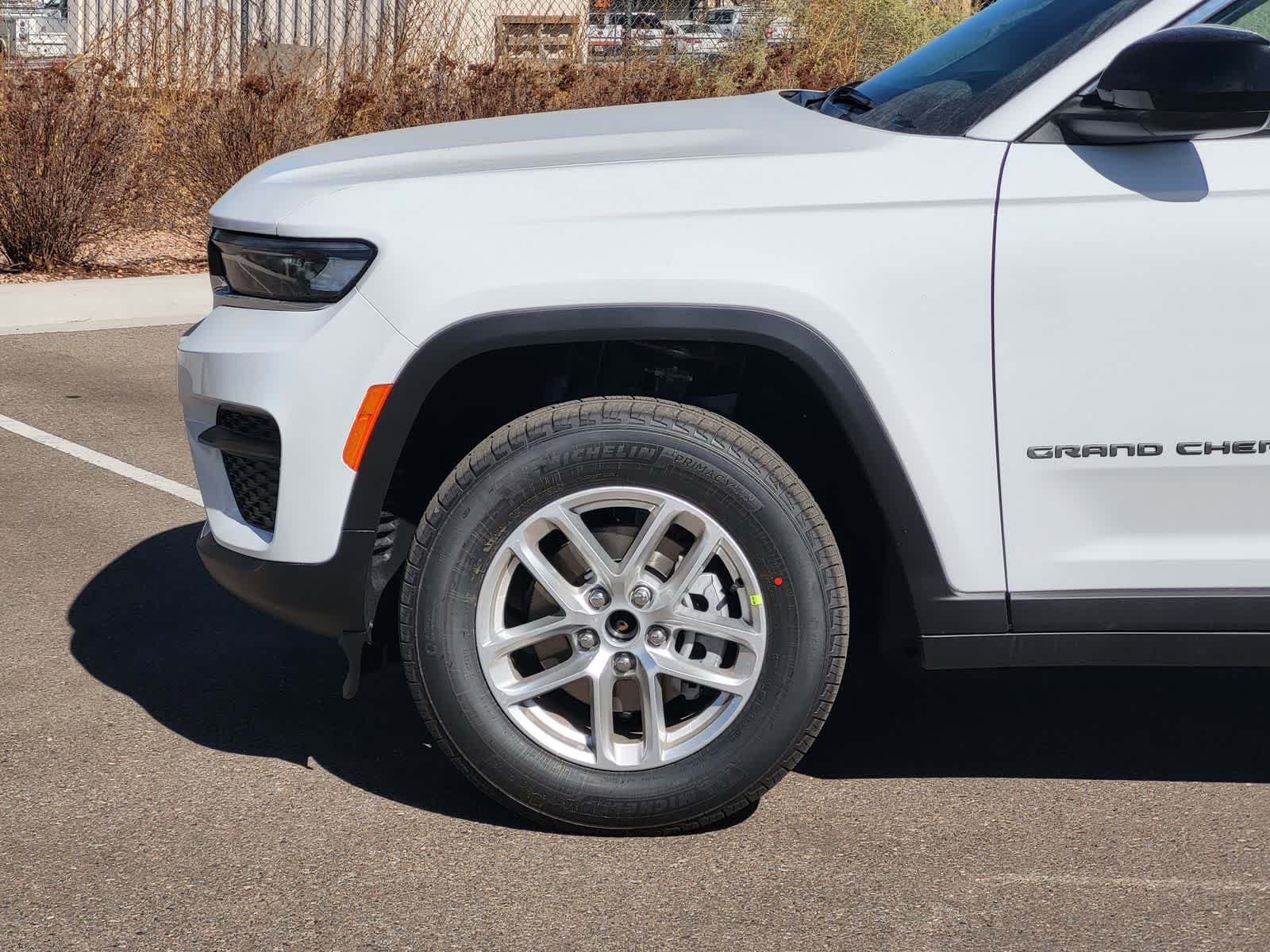 Thumbnail: 2026 Jeep Grand Cherokee - 6