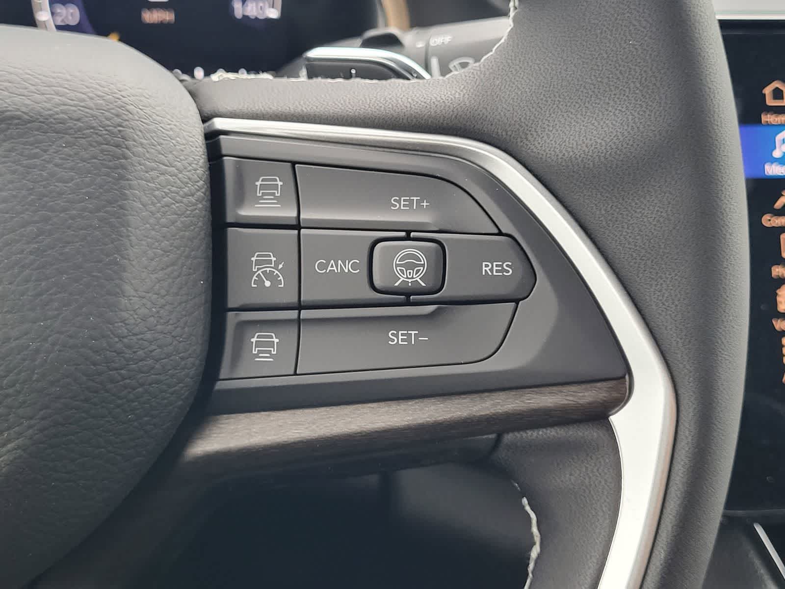 Thumbnail: 2026 Jeep Grand Cherokee L - 13