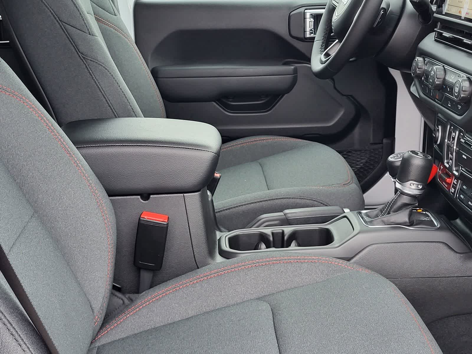 Thumbnail: 2026 Jeep Wrangler - 22