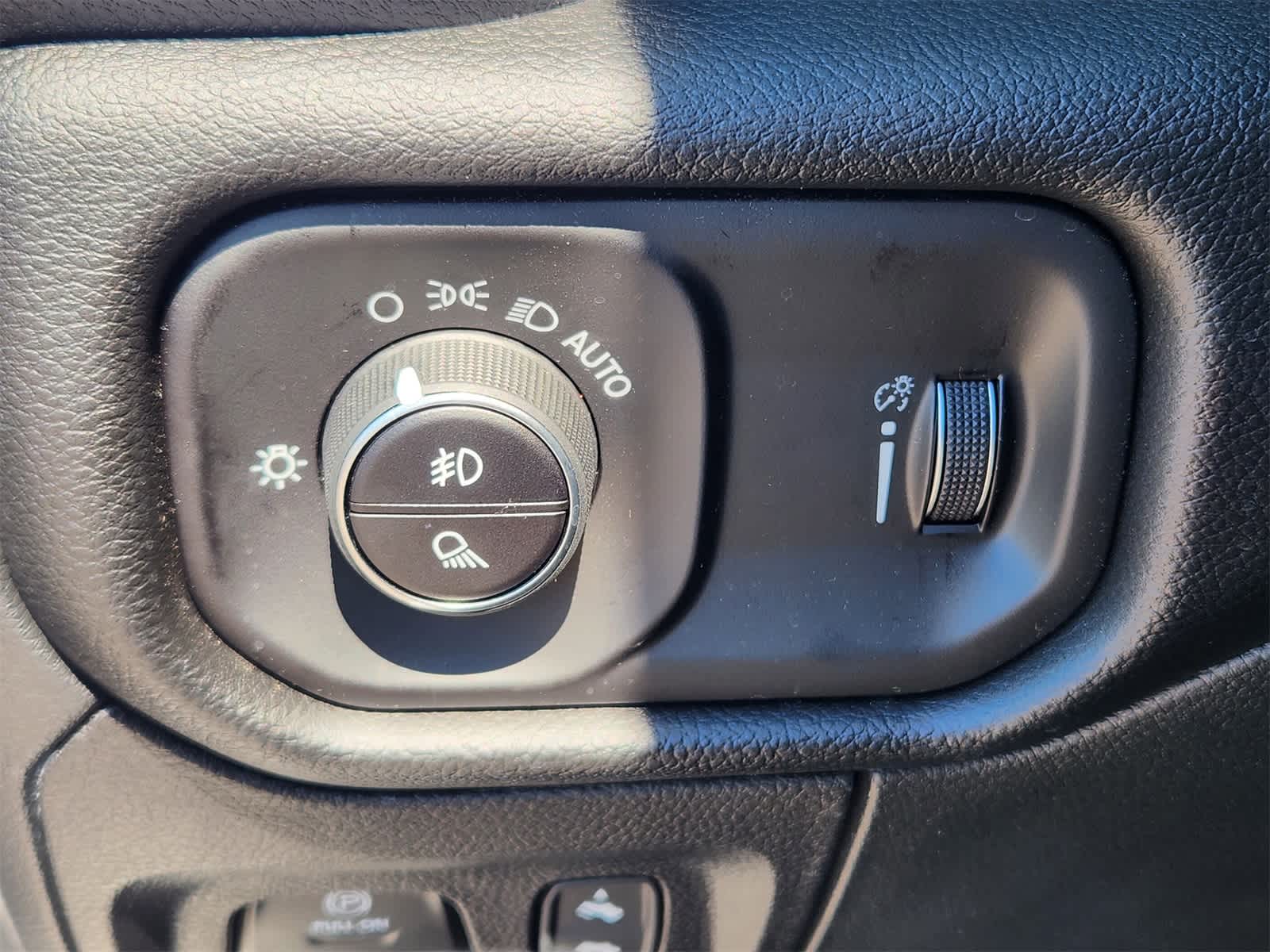 Thumbnail: 2026 RAM 1500 - 17