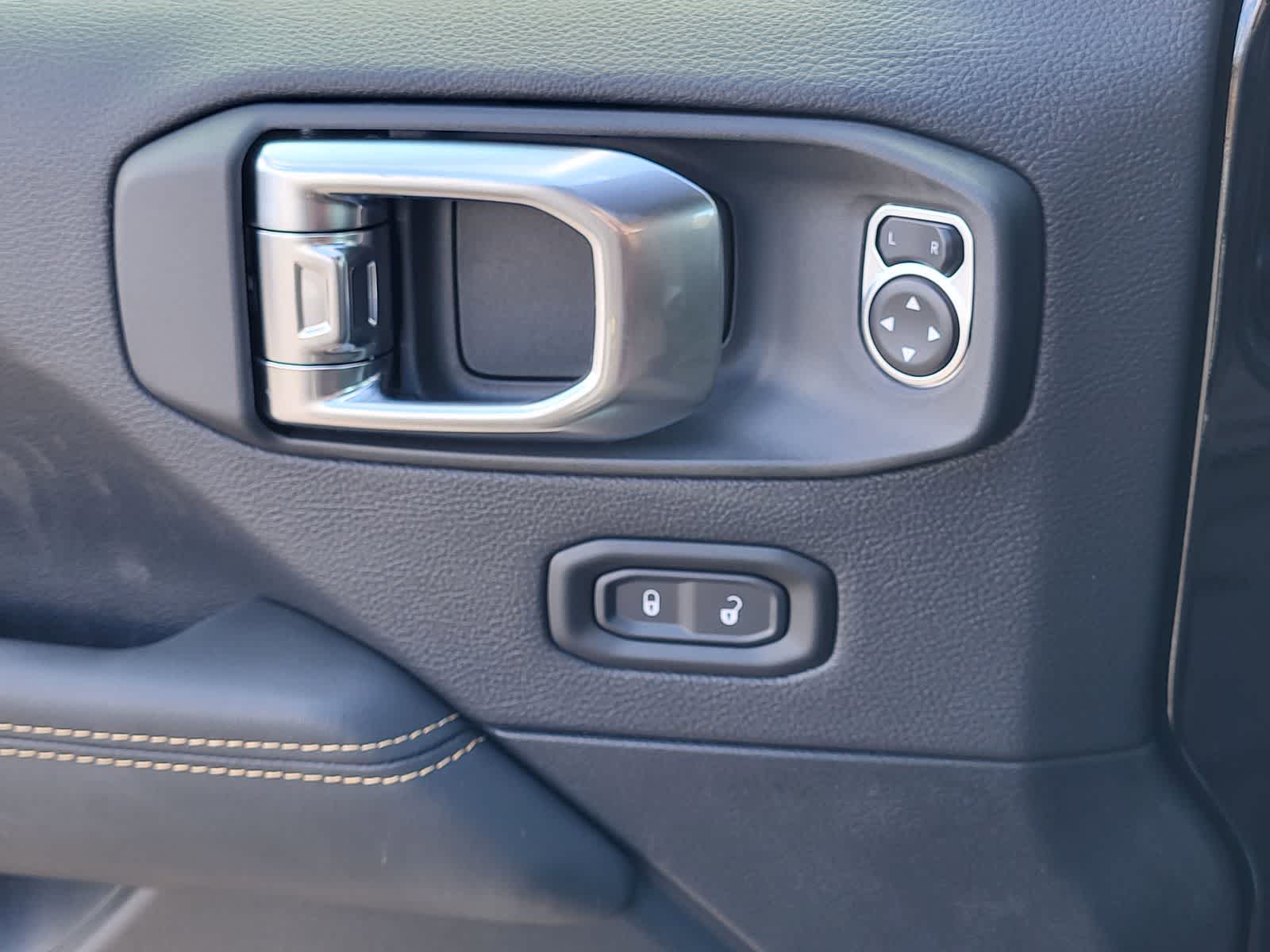 Thumbnail: 2026 Jeep Wrangler - 12