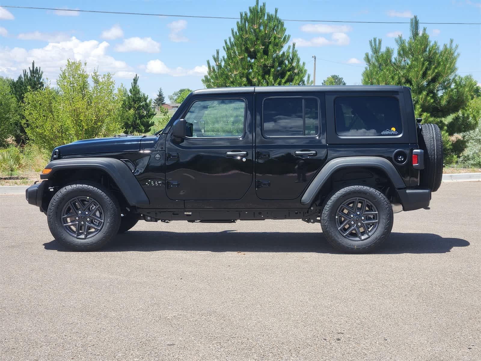Thumbnail: 2025 Jeep Wrangler - 4