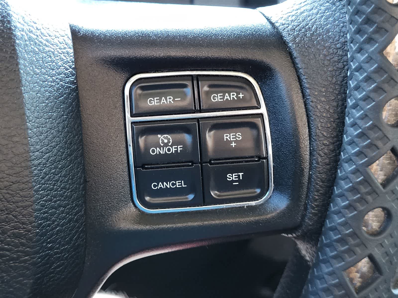 Thumbnail: 2019 RAM 1500 Classic - 16