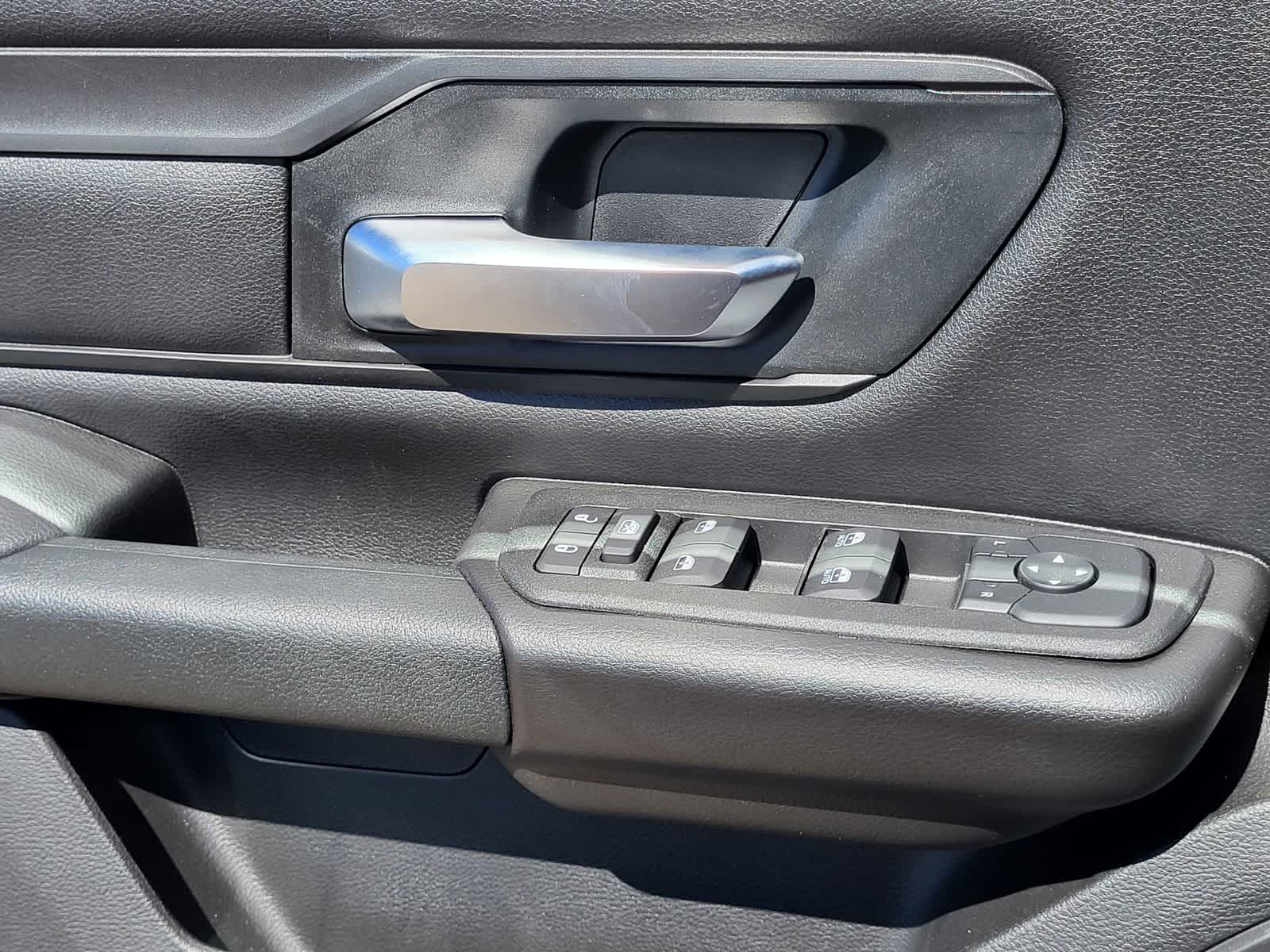 Thumbnail: 2026 RAM 1500 - 13
