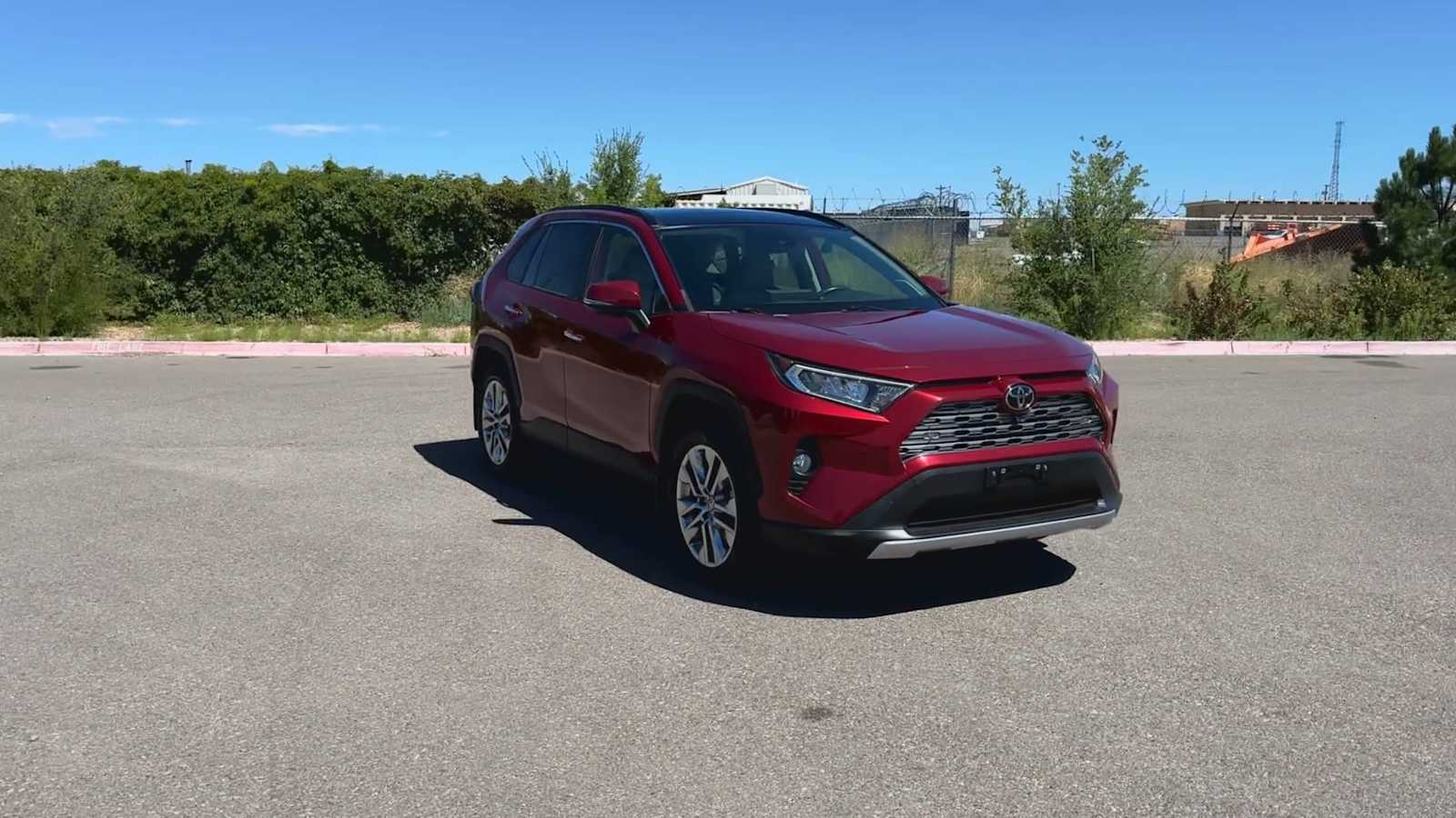 Used 2020 Toyota RAV4 Limited with VIN JTMN1RFV0LD525986 for sale in Santa Fe, NM