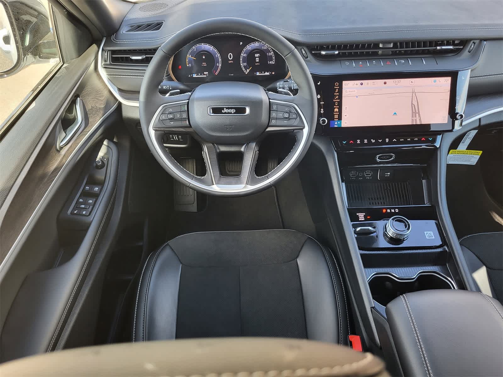 Thumbnail: 2026 Jeep Grand Cherokee - 22