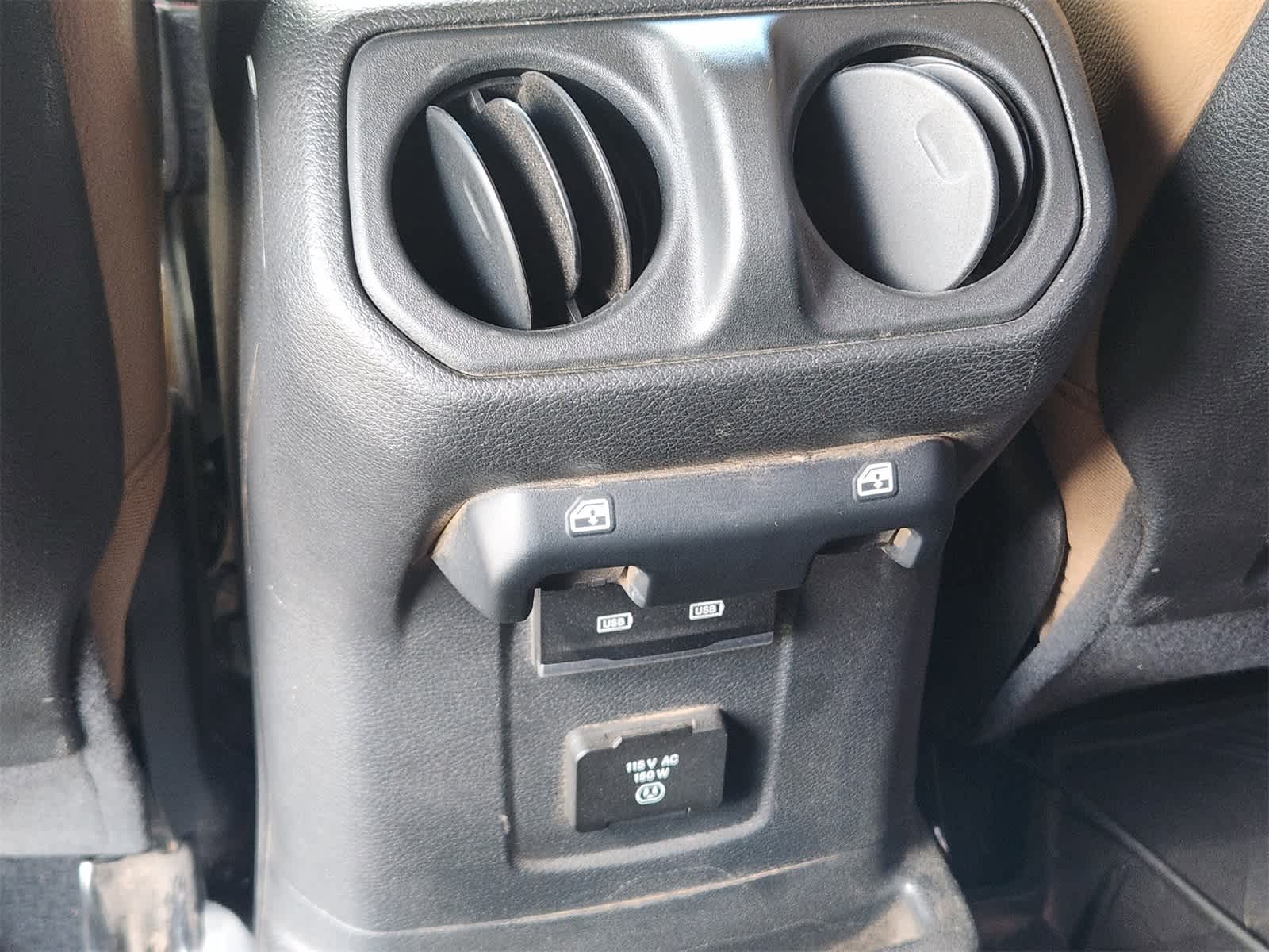 Thumbnail: 2021 Jeep Wrangler - 28