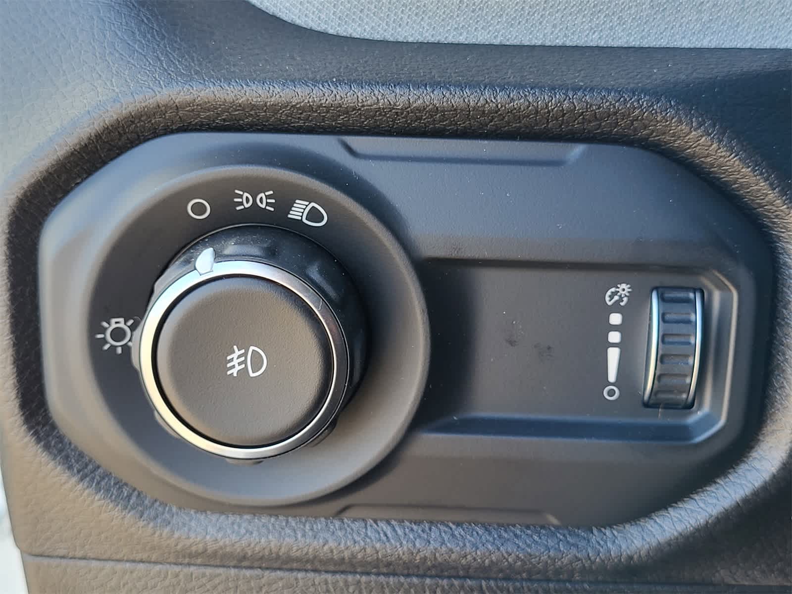 Thumbnail: 2026 Jeep Wrangler - 14