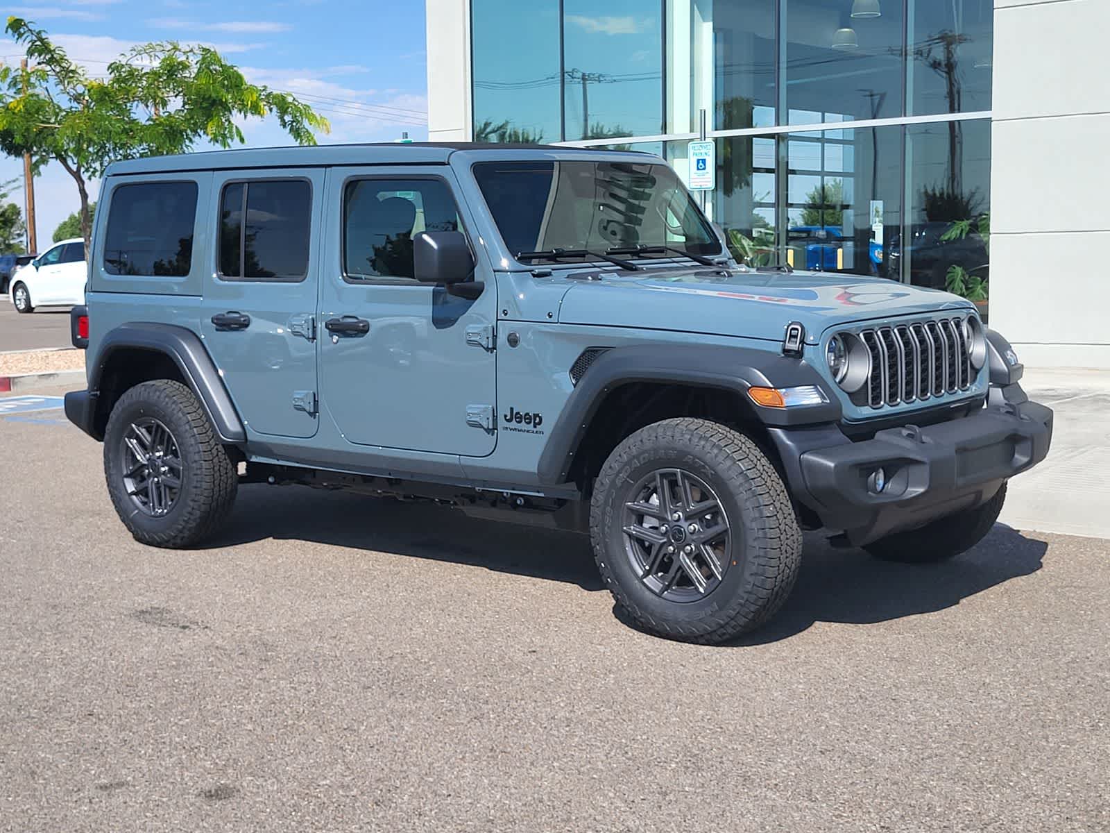 Thumbnail: 2026 Jeep Wrangler - 3