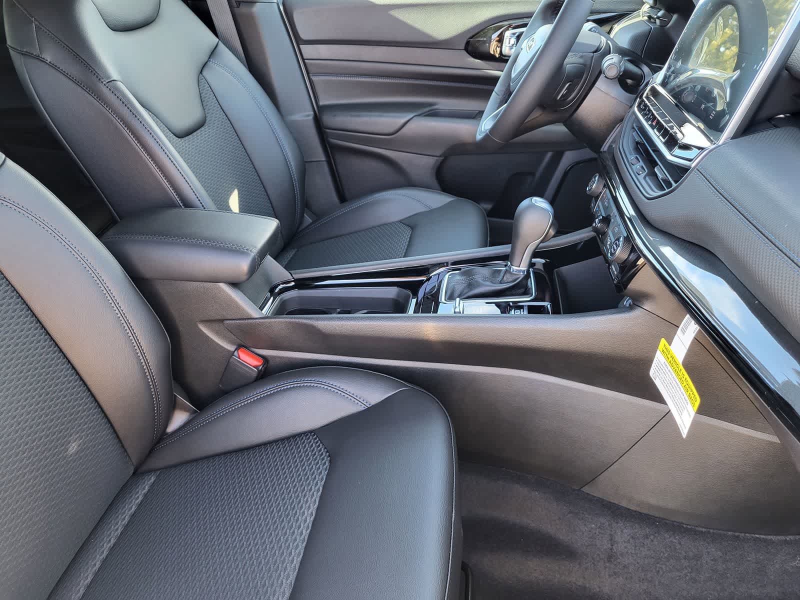 Thumbnail: 2026 Jeep Compass - 10