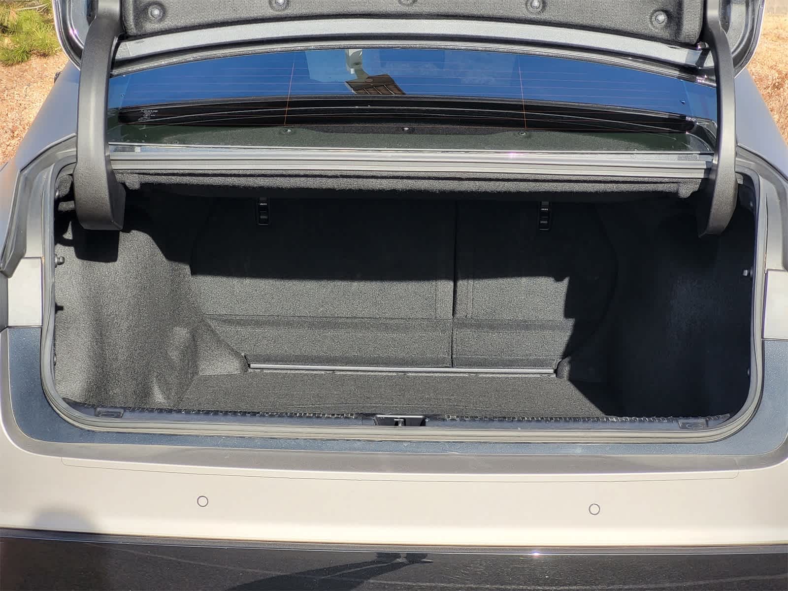 Thumbnail: 2023 Lexus IS - 31