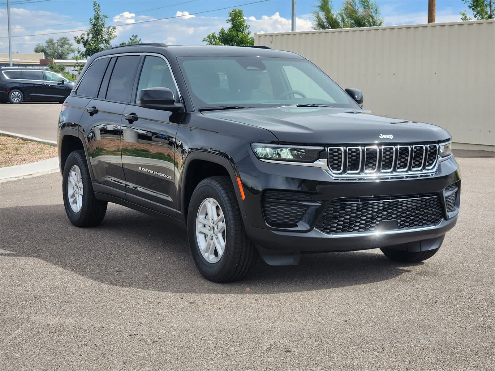 Thumbnail: 2025 Jeep Grand Cherokee - 3