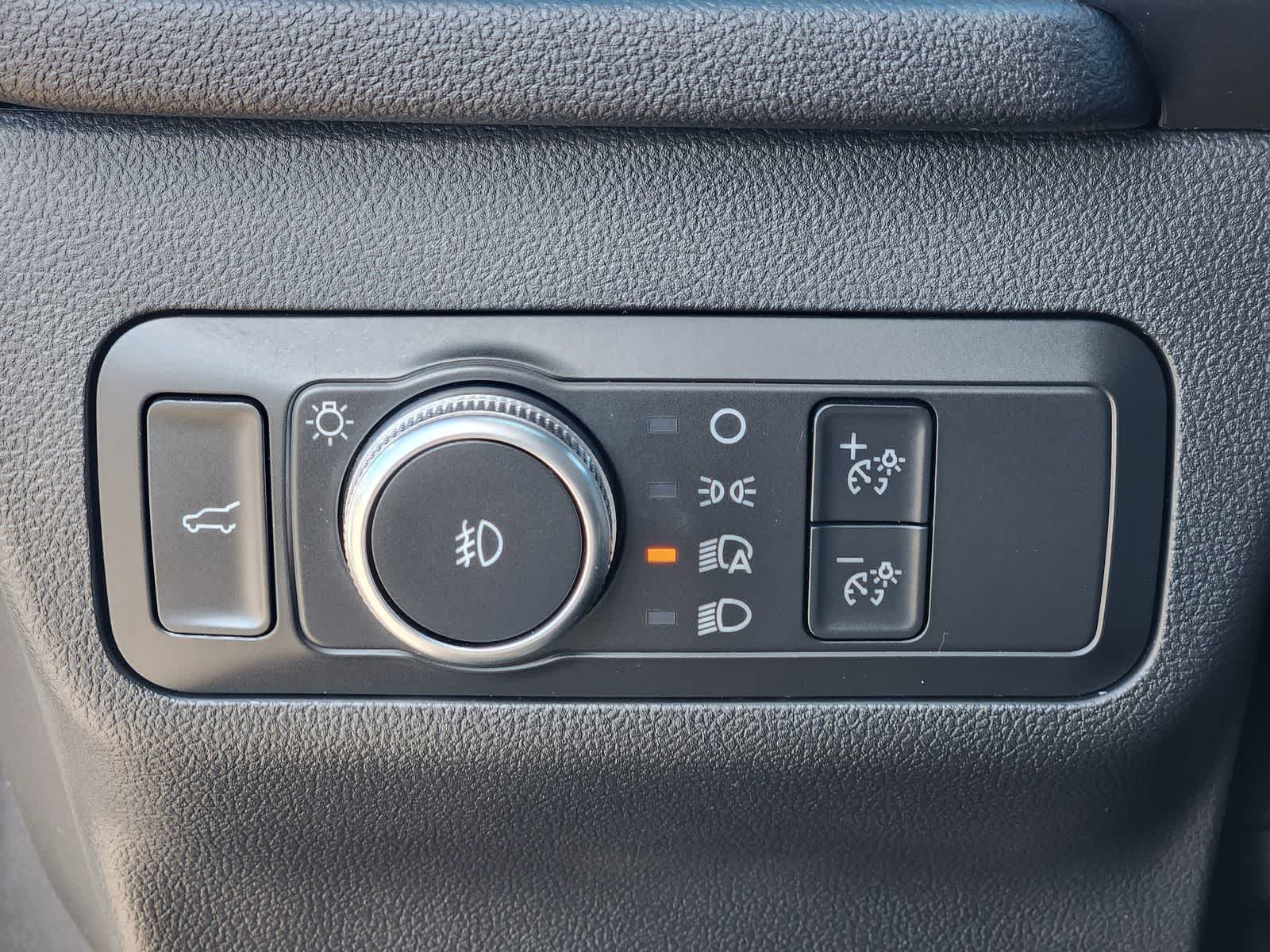 Thumbnail: 2021 Ford Escape - 14