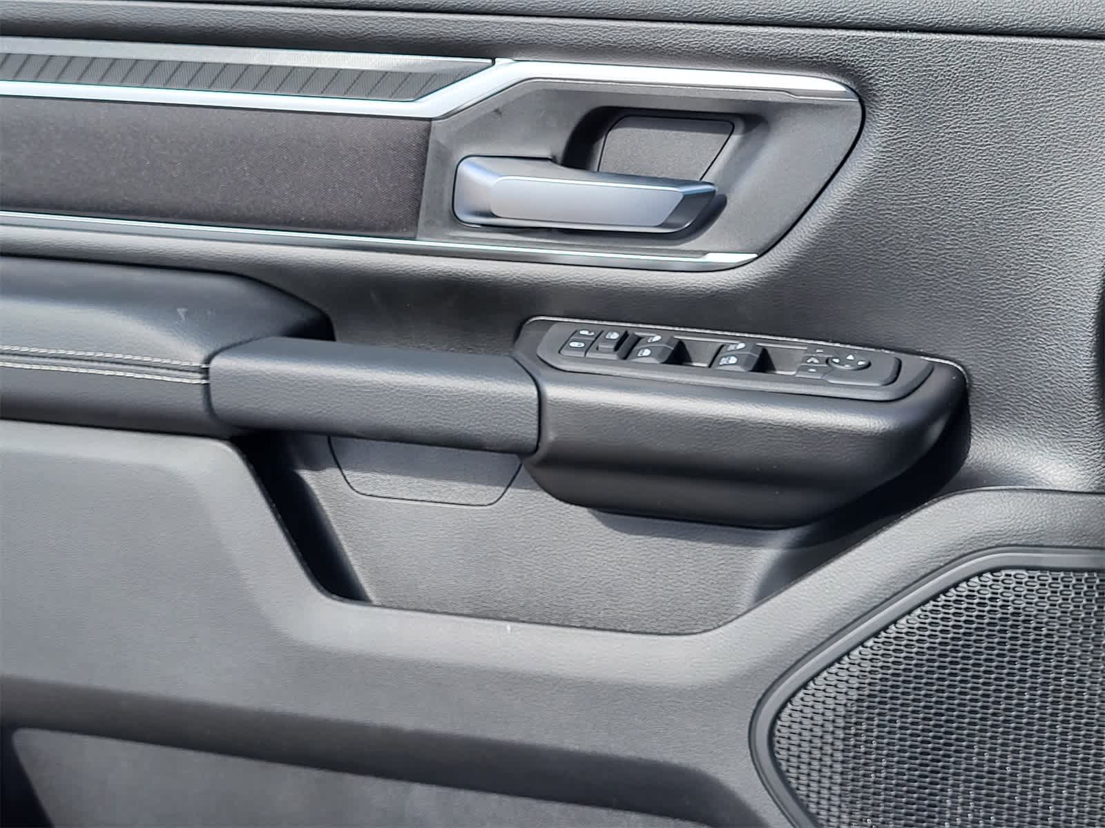 Thumbnail: 2026 RAM 1500 - 16