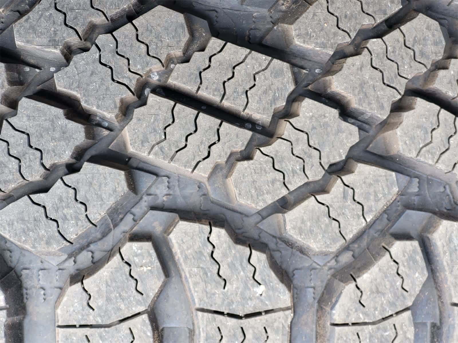 Thumbnail: 2026 RAM 1500 - 8