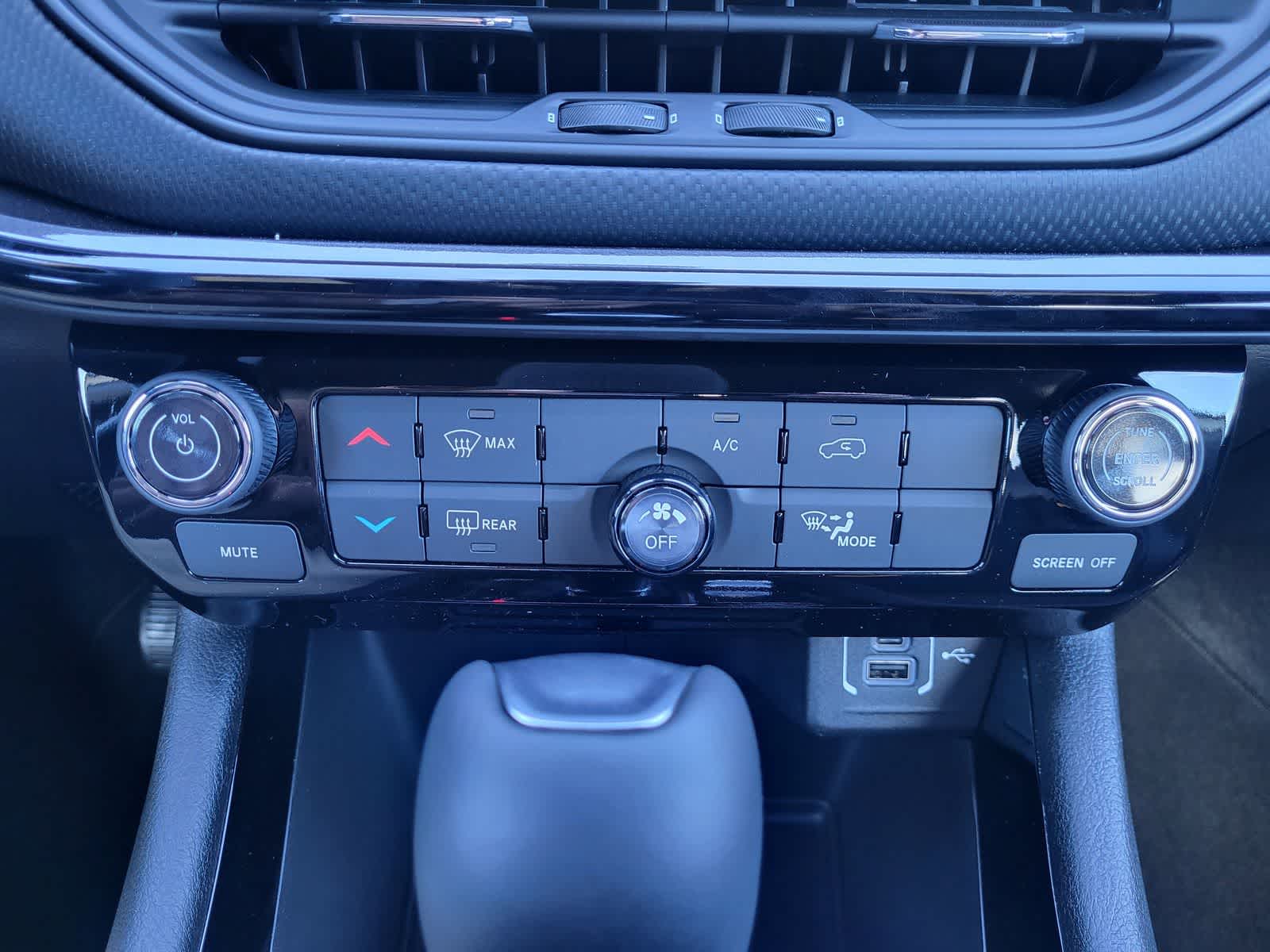 Thumbnail: 2026 Jeep Compass - 14