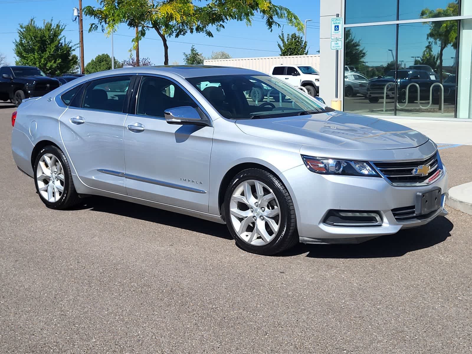 Thumbnail: 2015 Chevrolet Impala - 3