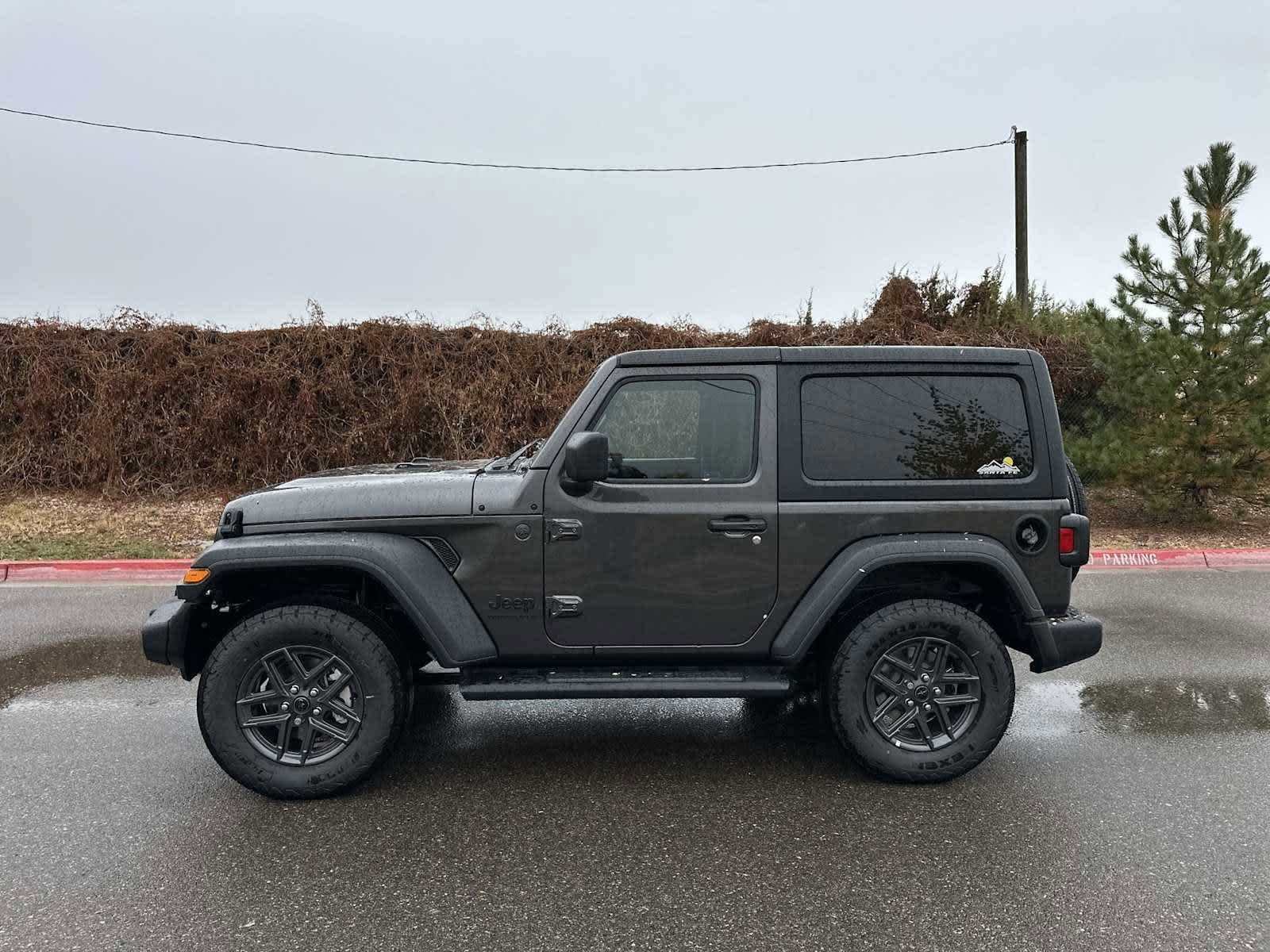 Thumbnail: 2024 Jeep Wrangler - 14