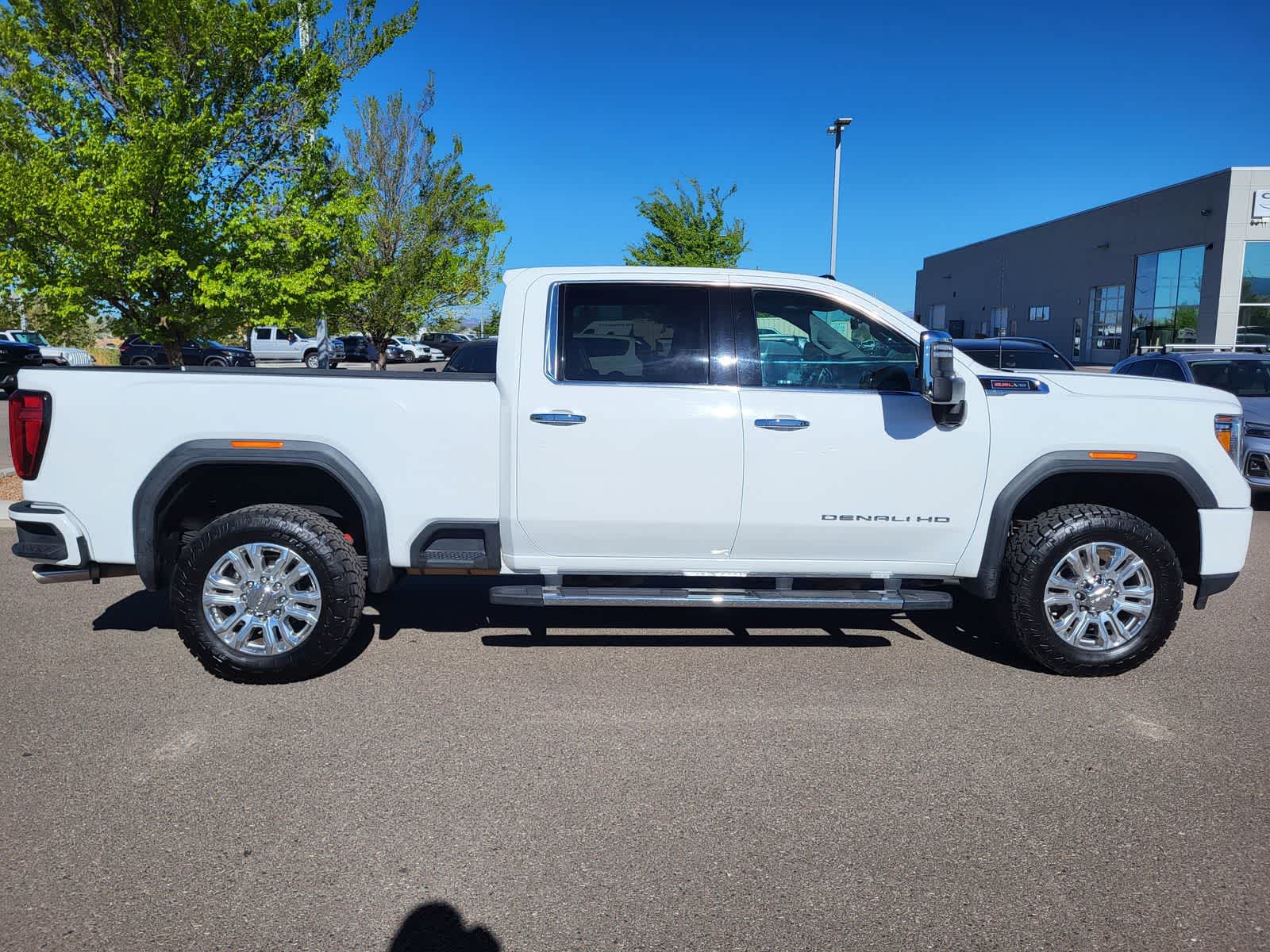 Thumbnail: 2022 GMC Sierra 2500 - 4