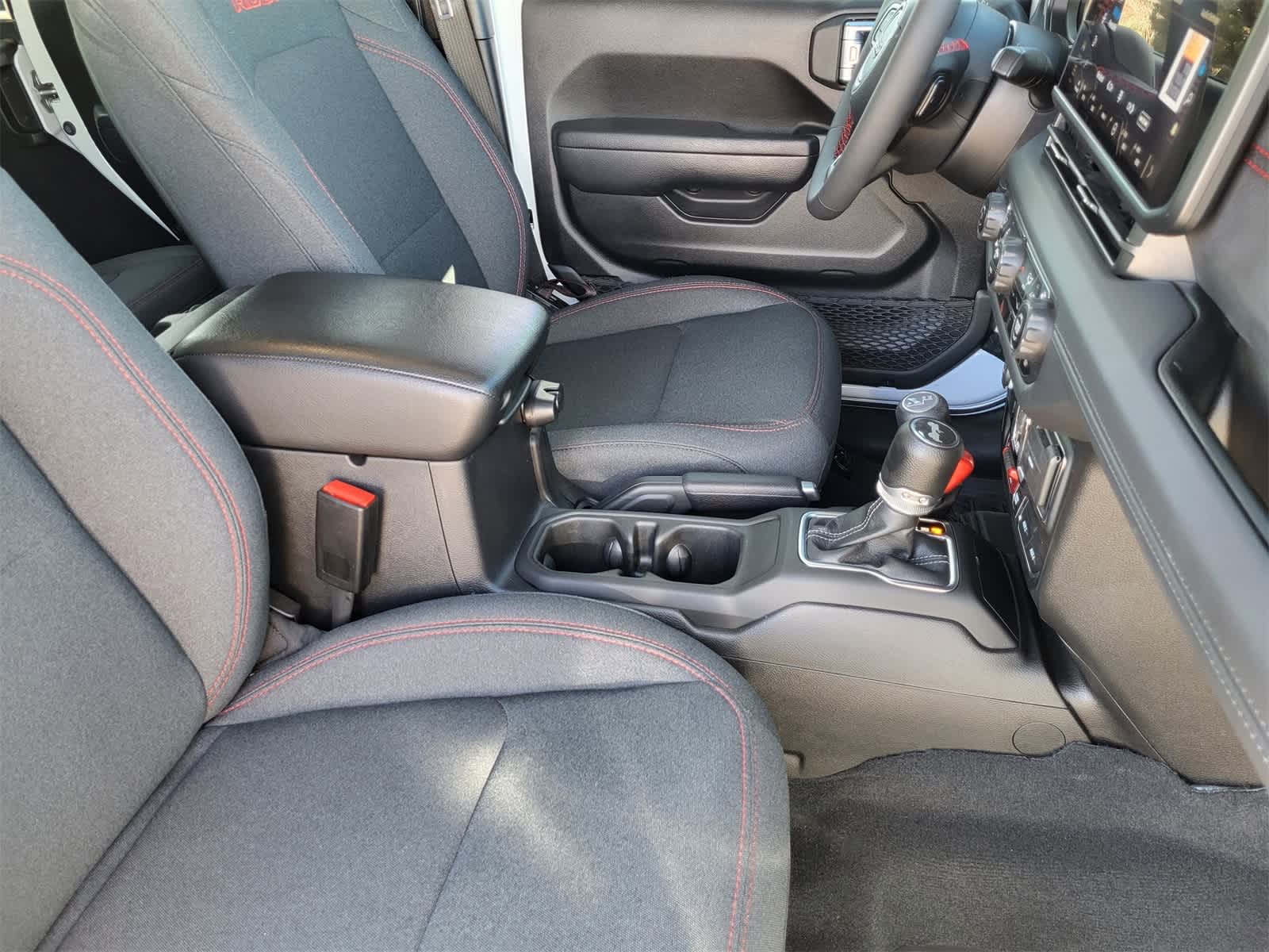 Thumbnail: 2024 Jeep Wrangler - 14