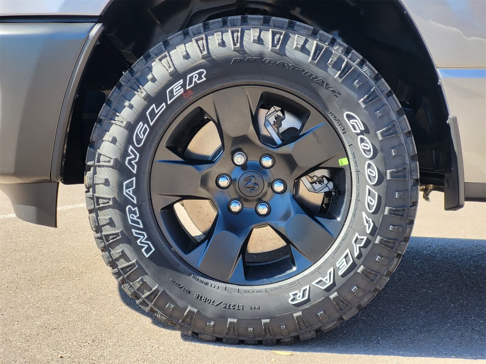 Thumbnail: 2026 RAM 1500 - 7