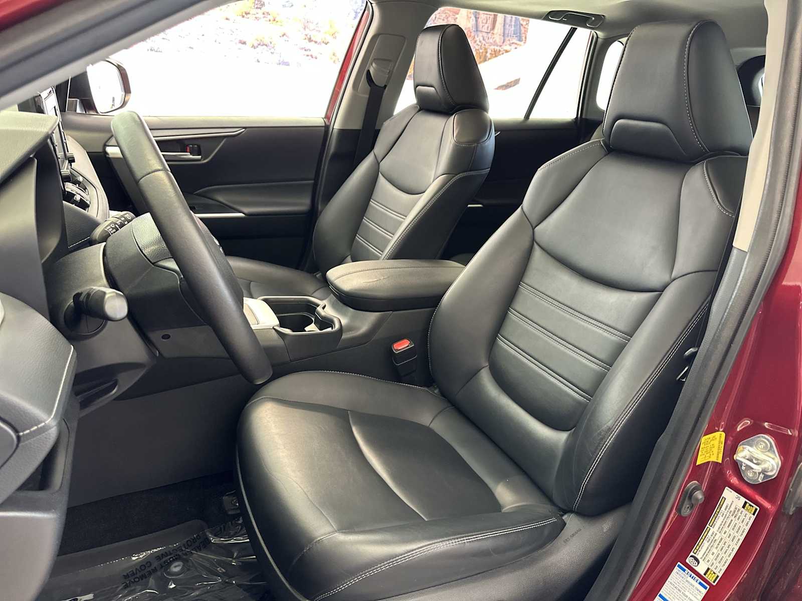 Thumbnail: 2020 Toyota RAV4 - 17