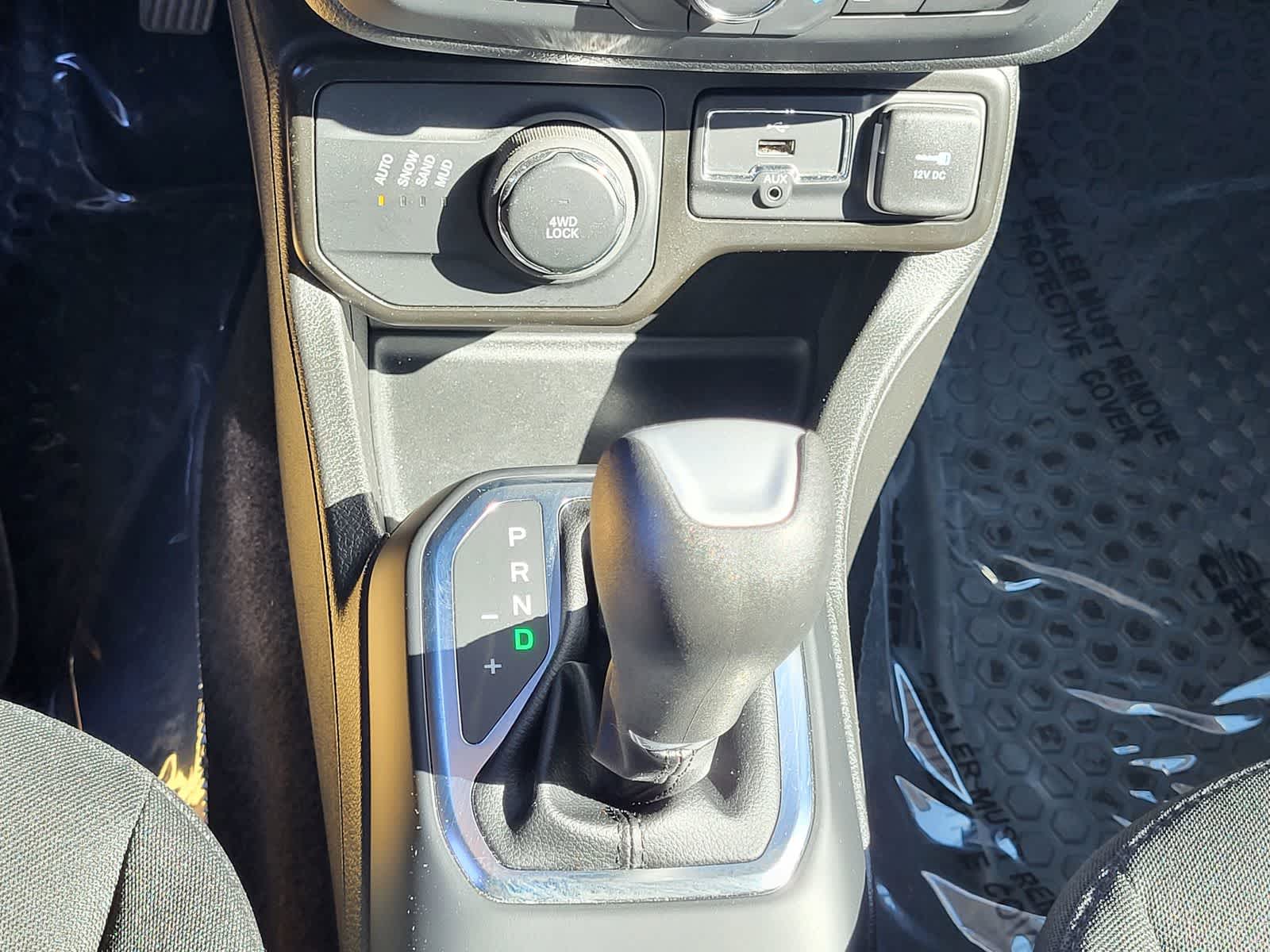 Thumbnail: 2023 Jeep Renegade - 23