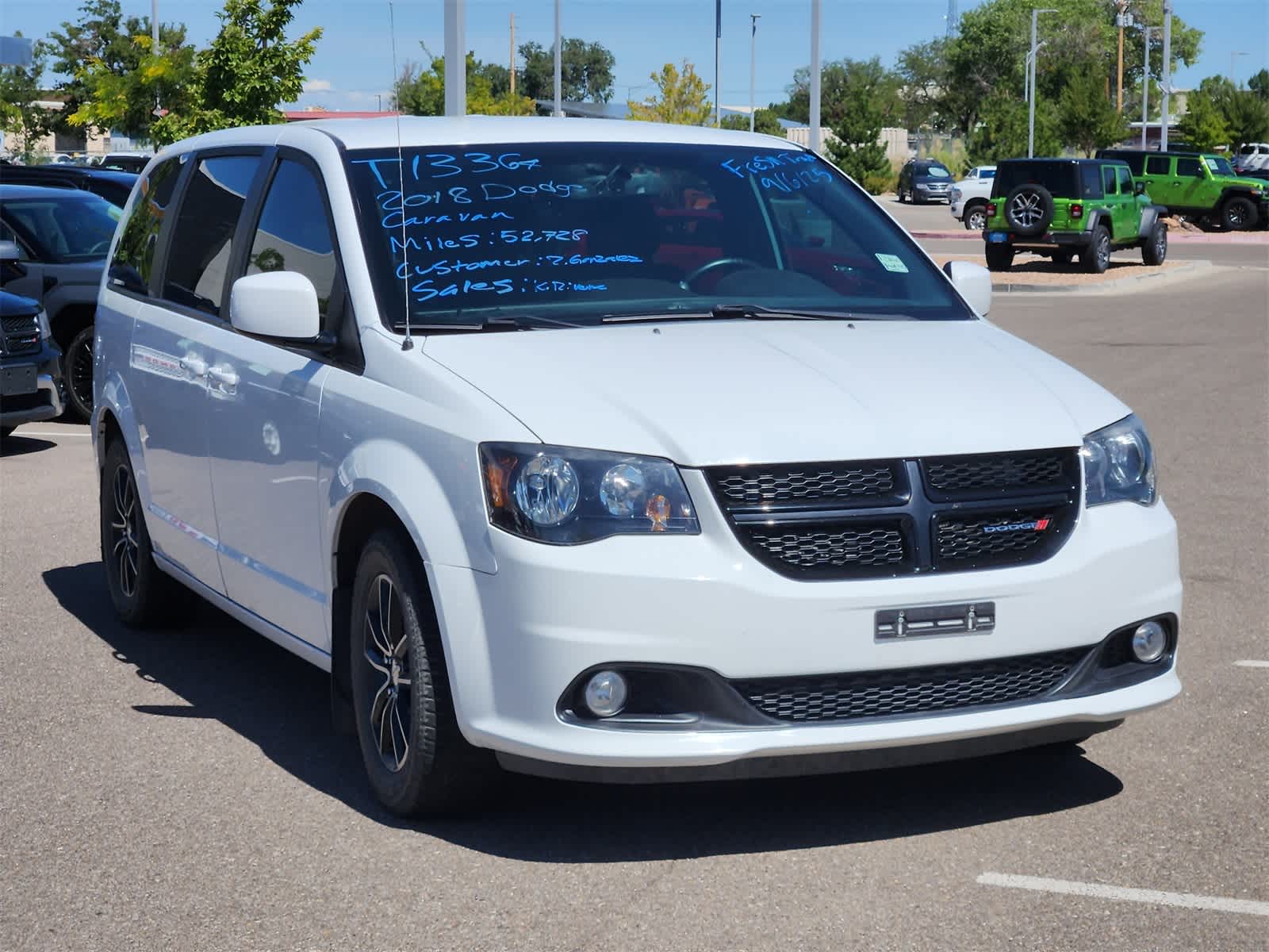 Thumbnail: 2018 Dodge Grand Caravan - 3