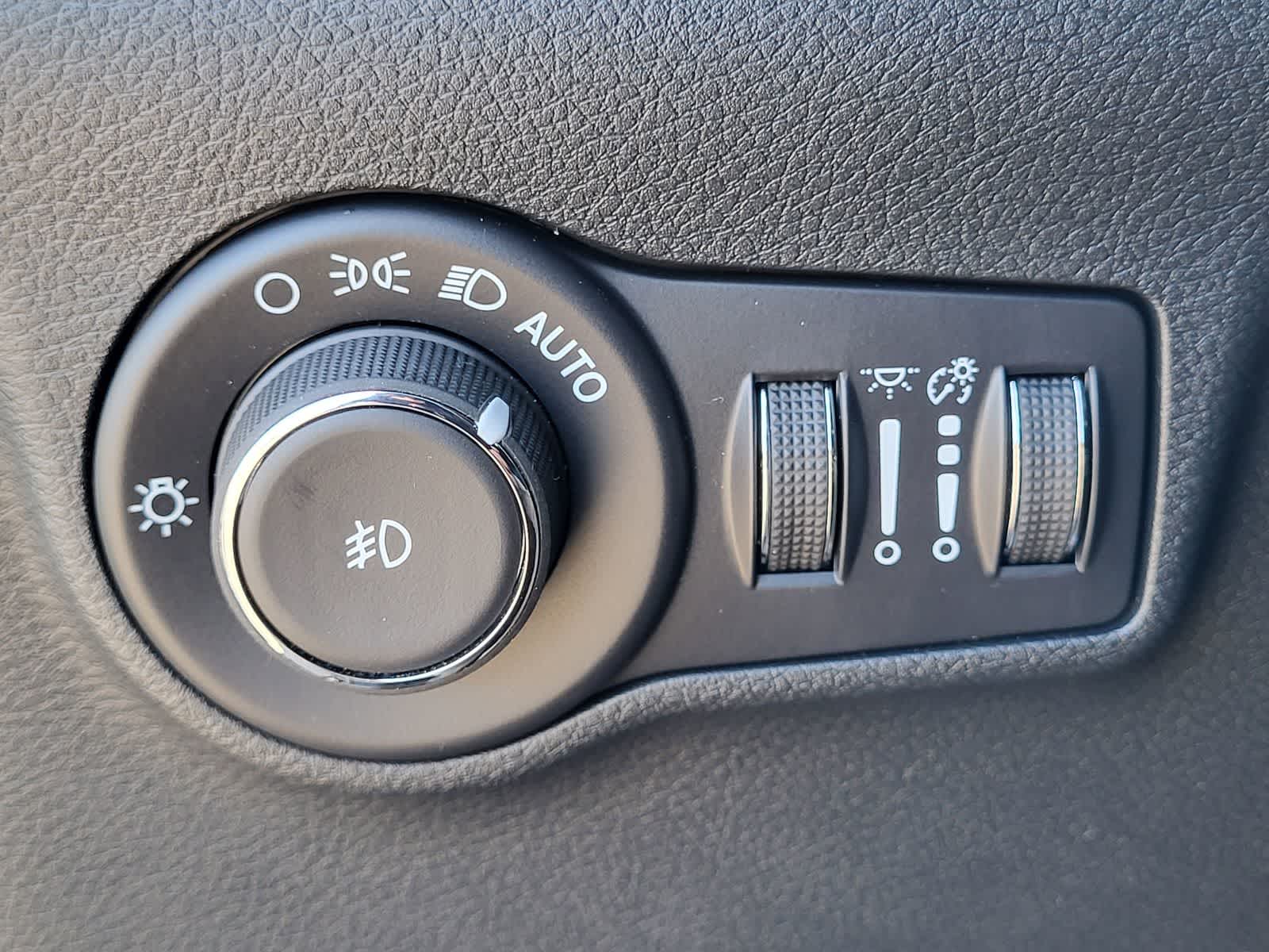 2026 Jeep Compass Latitude - Photo 15