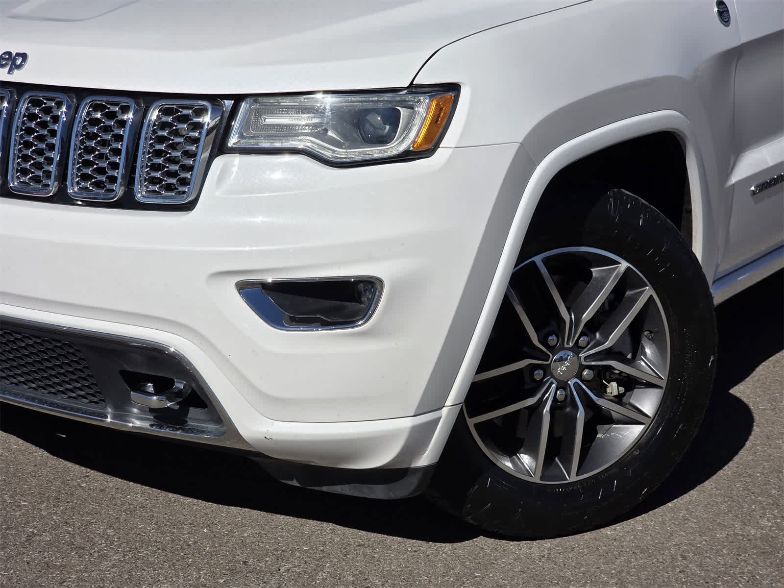 Thumbnail: 2018 Jeep Grand Cherokee - 2