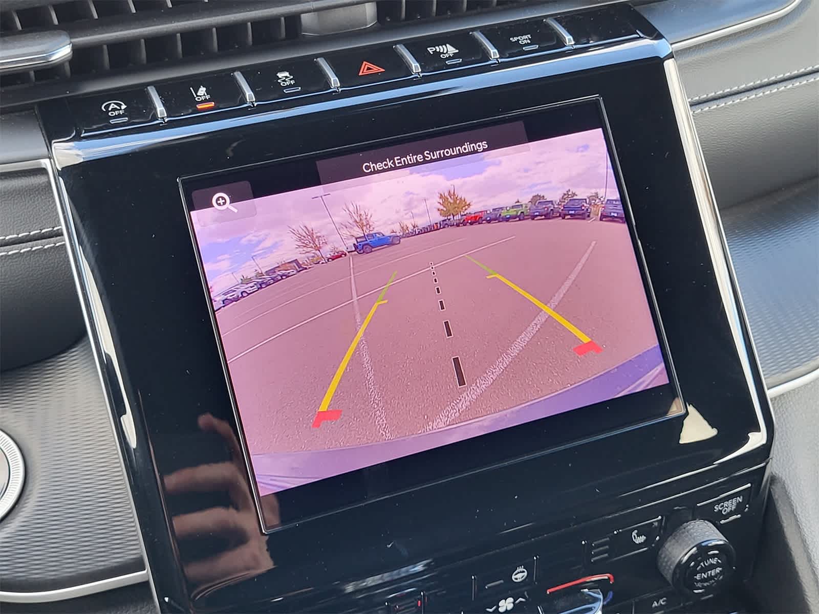 Thumbnail: 2024 Jeep Grand Cherokee - 17