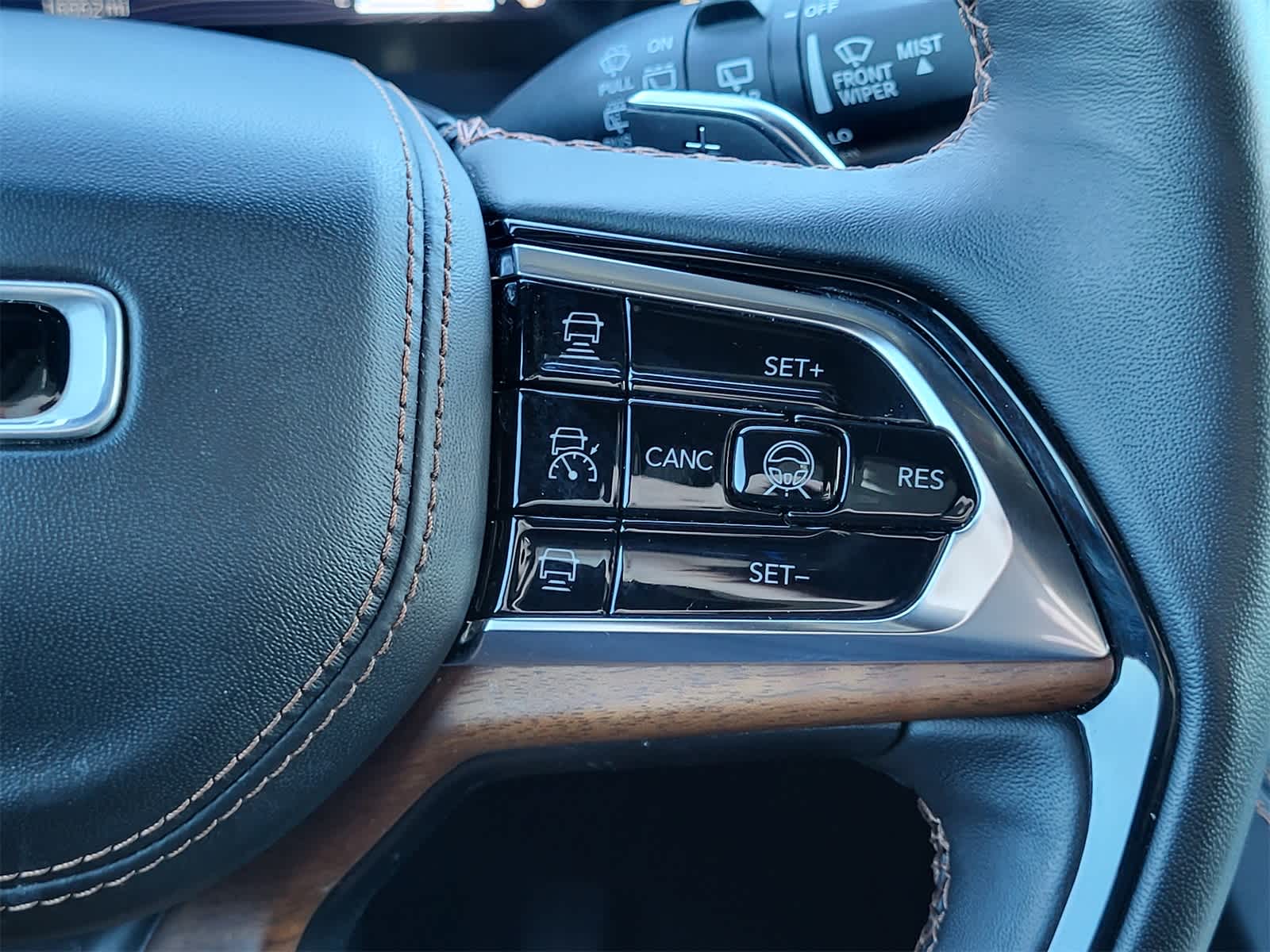 Thumbnail: 2023 Jeep Grand Cherokee - 19