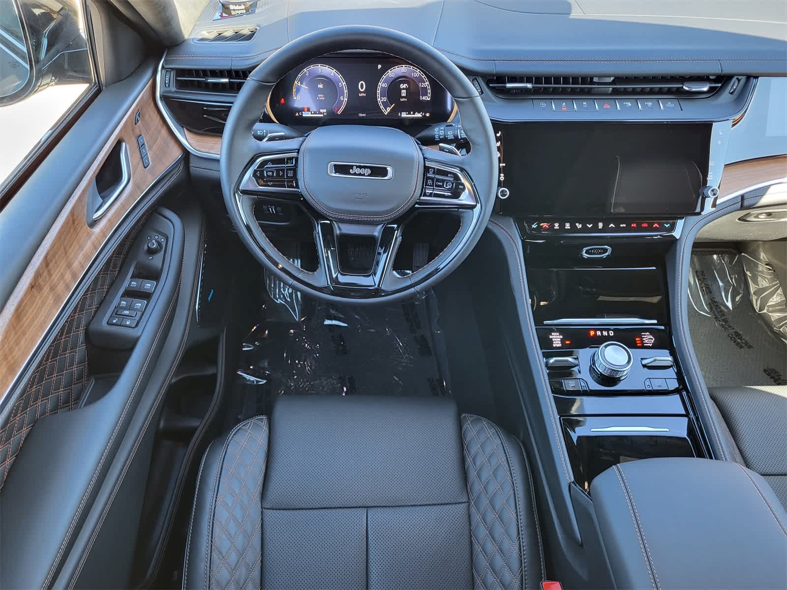 Thumbnail: 2026 Jeep Grand Cherokee L - 21