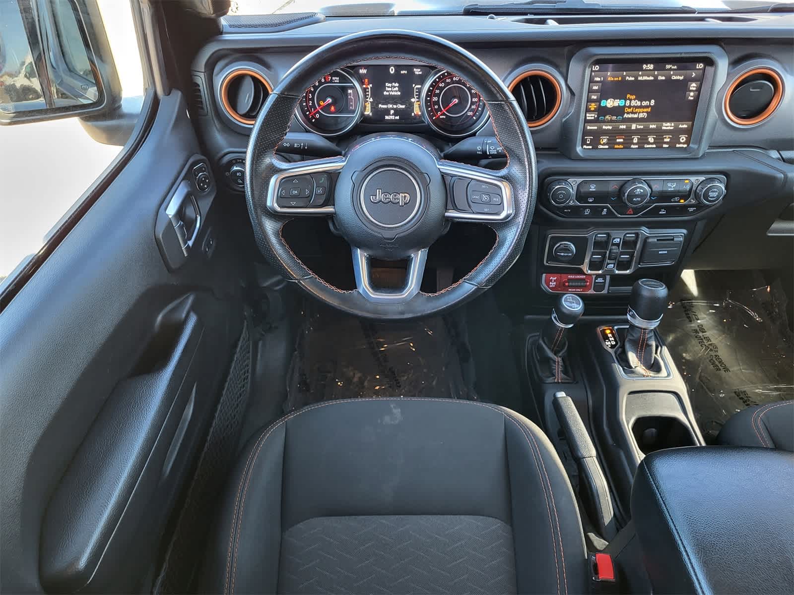 Thumbnail: 2022 Jeep Gladiator - 24